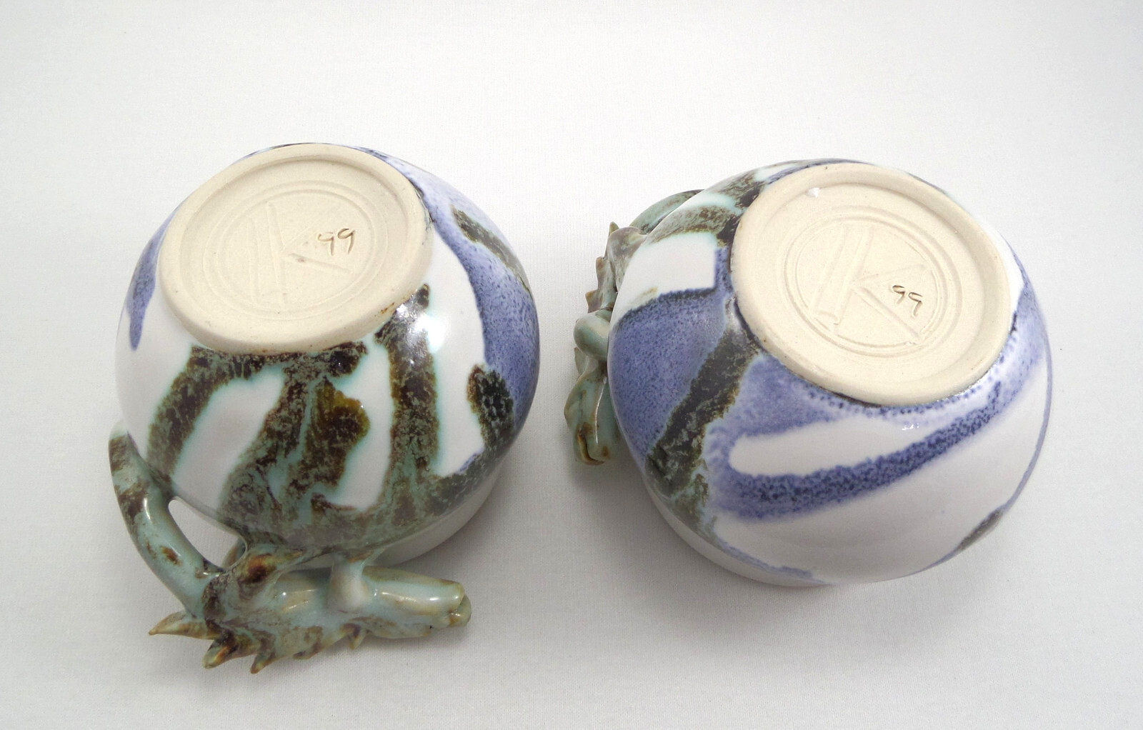 2 VTG Art Pottery Bowls with 3D Dragon Lizards Applied Drip Glaze Signed LK 99