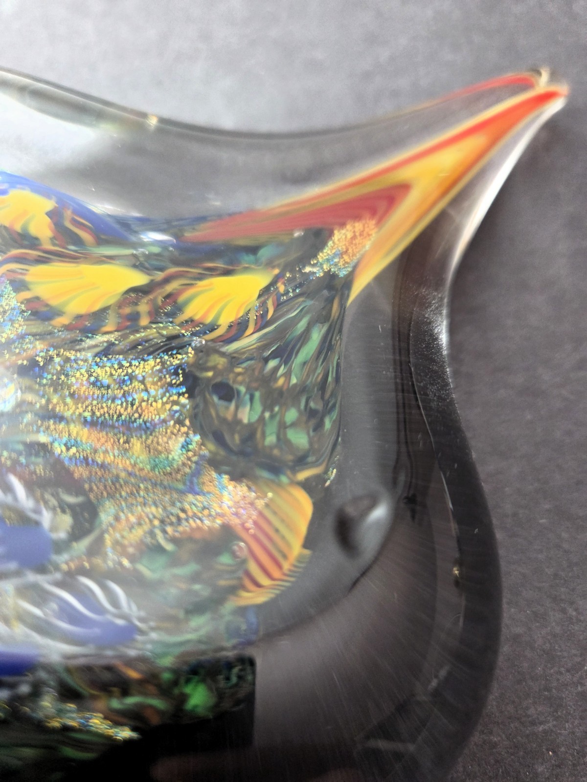 DAVID LINDSAY Signed 2002 Glass Paperweight “Undersea Adventures” 6″ H x 3.5″ W