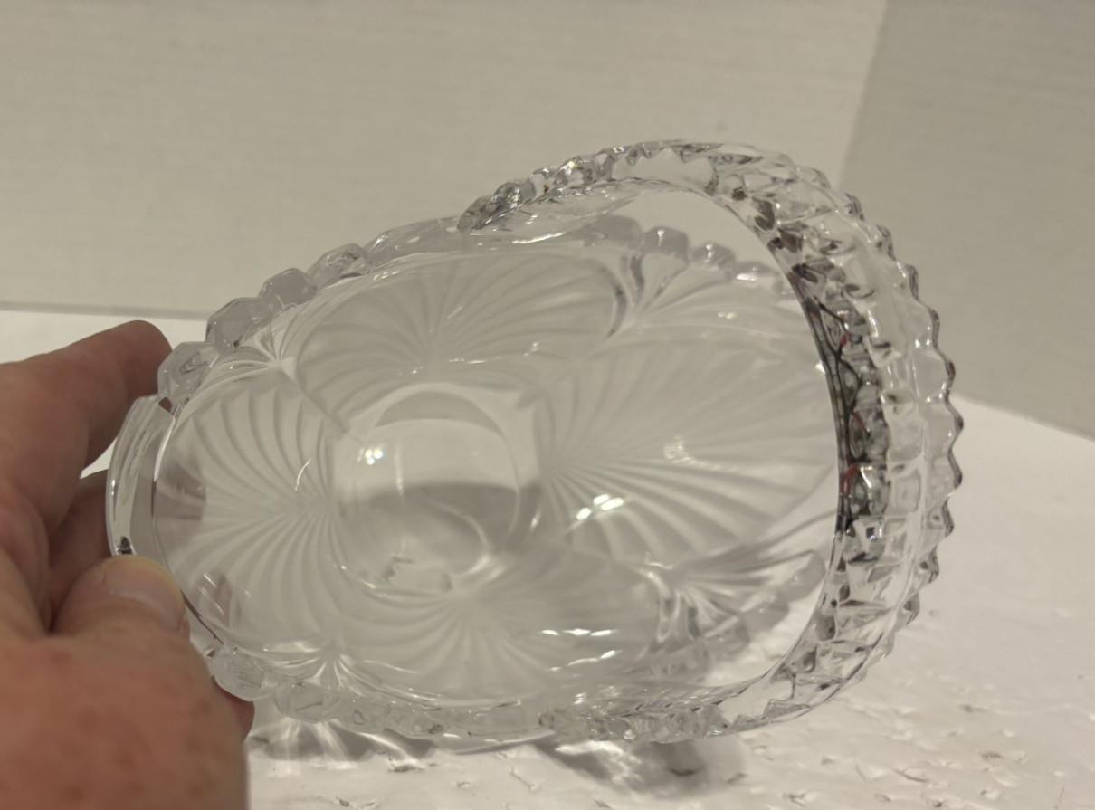 Cut Crystal Glass Basket Clear with Frosted Etched Seashells Decorative Handle