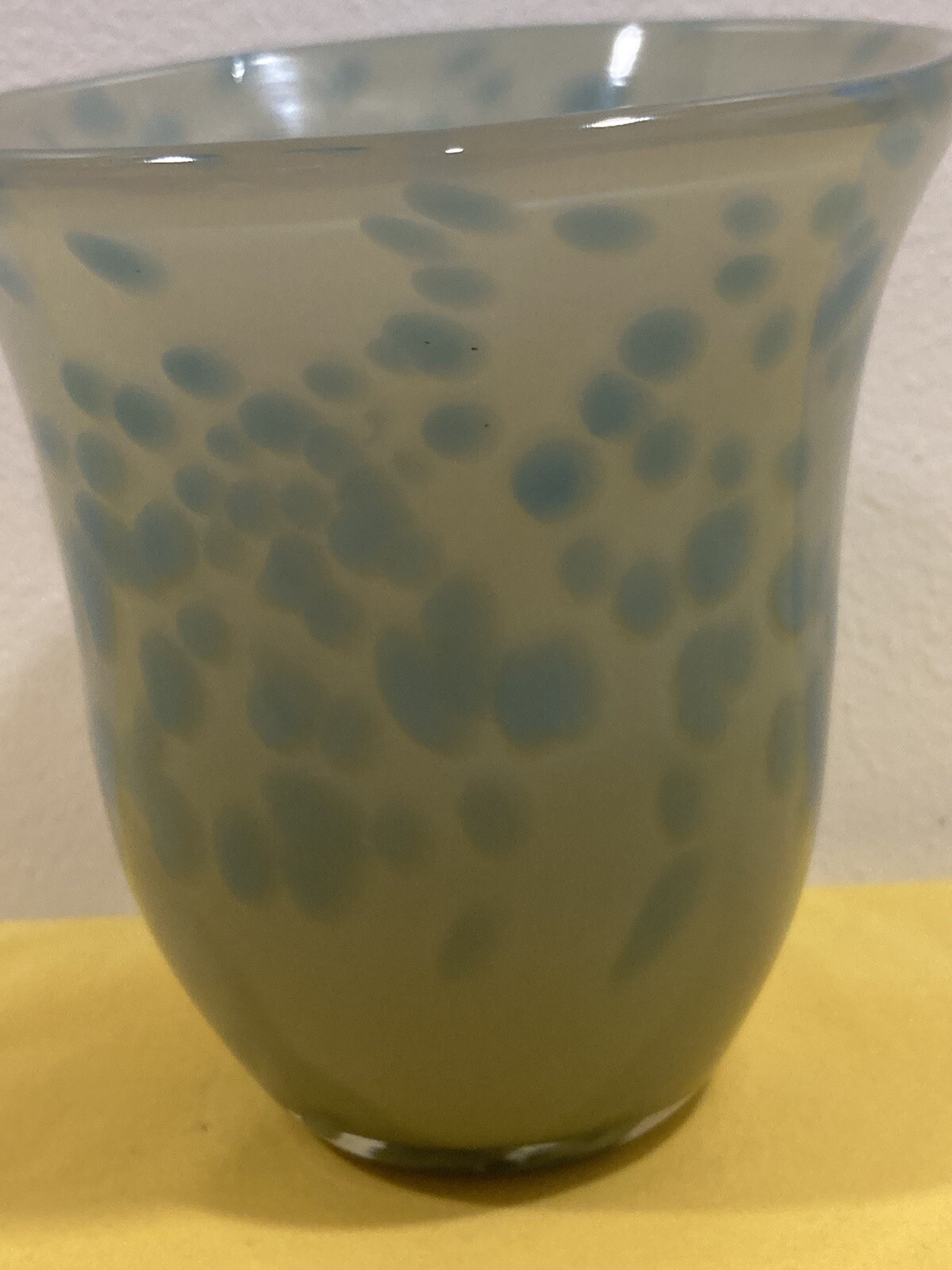 STUDIO ART GLASS Sea Foam Green with Blue Dots 6” BUD VASE ARTIST MADE UNSIGNED