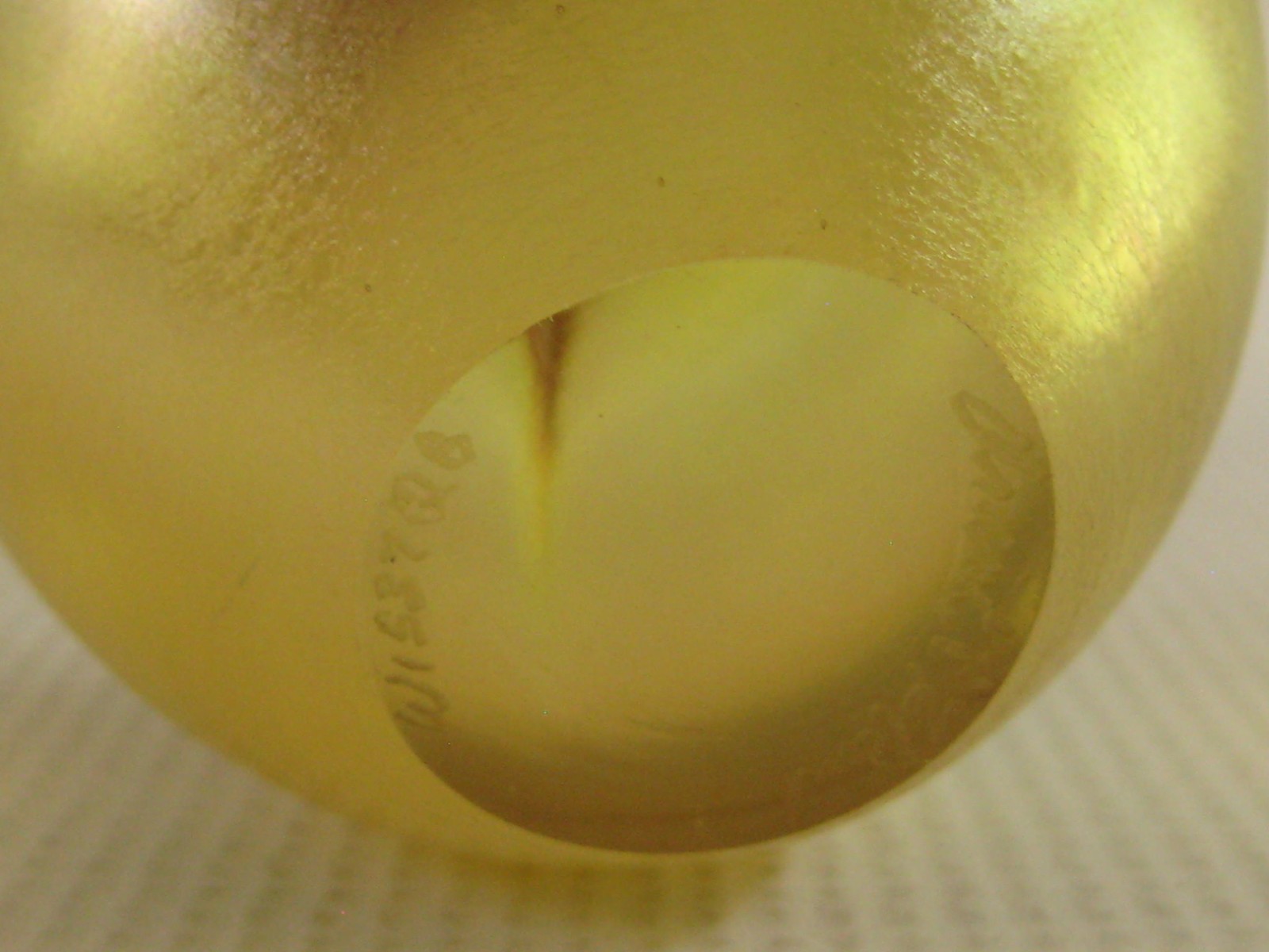 Orient & Flume – Gold Iridescent Studio Art Glass Paperweight – Apple Fruit