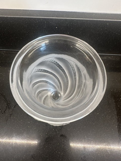 Lalique France Ermenonville Frosted Swirl Pattern Footed Crystal 5 7/8″ Vase