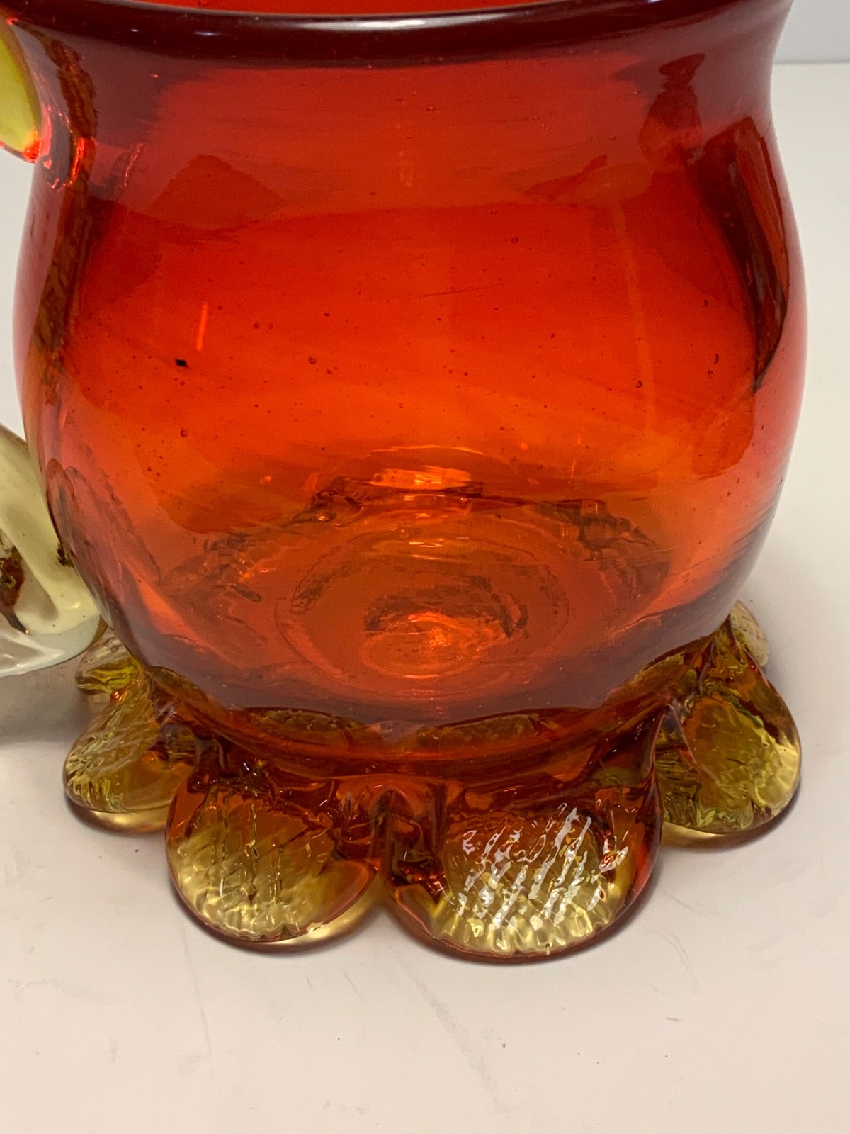 Vintage 1970s Jerzy Stuczan-Orkusz Hand Blown Polish Glass Dragon Vase 5.5 in.