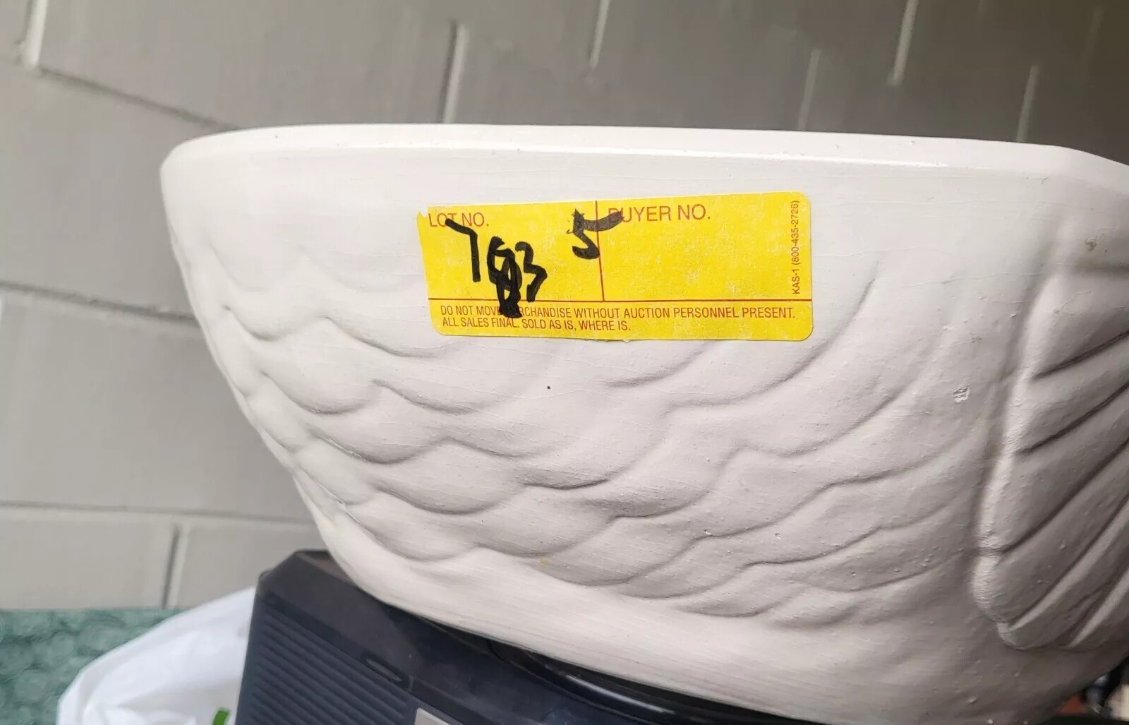 GIANT MP MOUNTAINSIDE POTTERY BOWL 8LB 15″ X 14″ X 5″ HIGHWHITE GLAZE IN AND OUT
