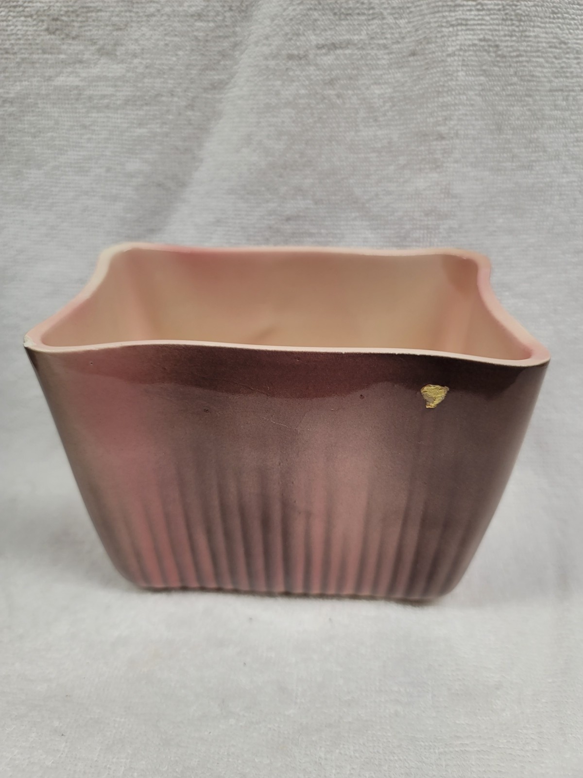4 1/4″ X 6″ “PARALLEL RAYS” VASE (RARE SIZE) BY ROYAL COPLEY, ROYAL WINDSOR
