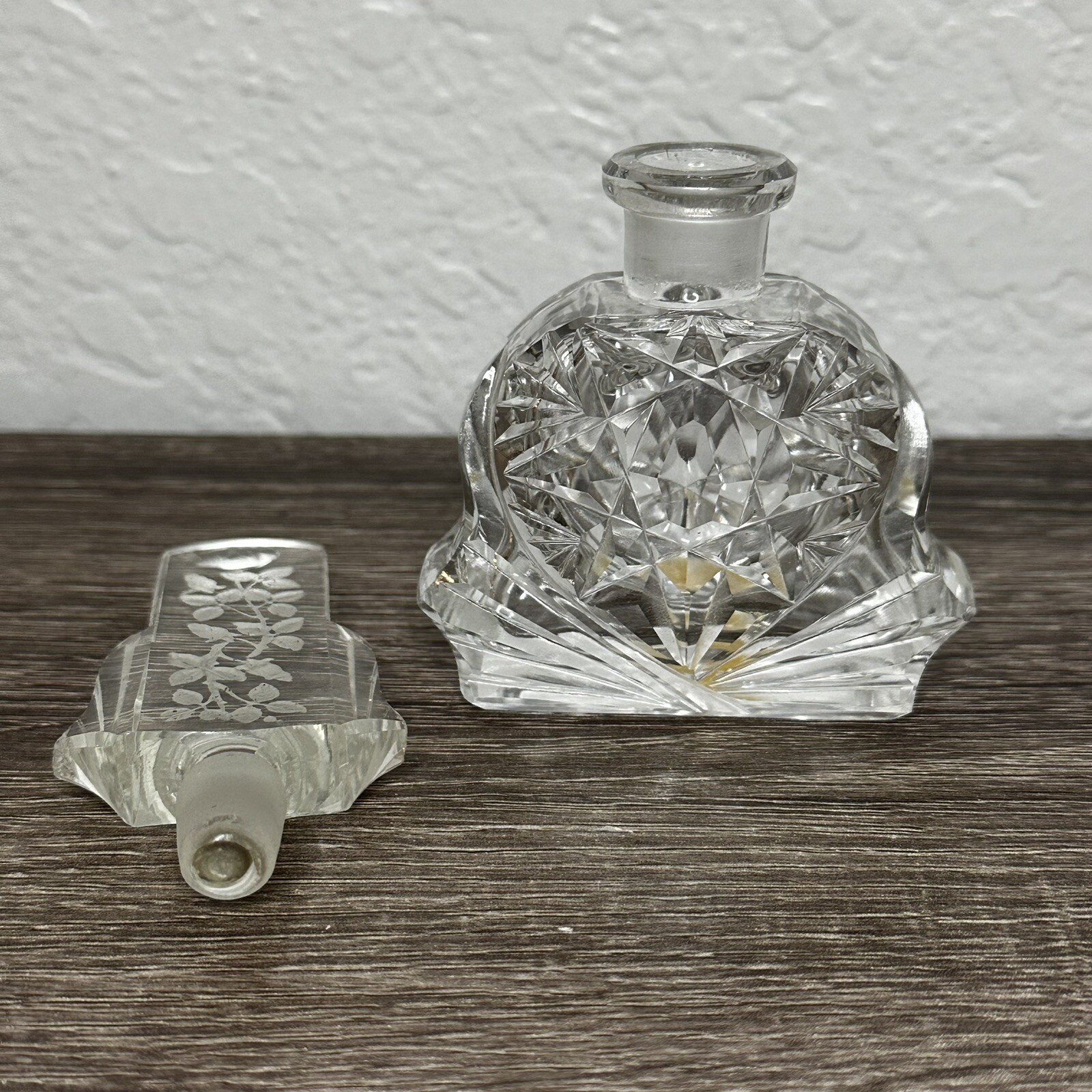 Art Deco Perfume Bottle Made In Czechoslovakia Glass Intaglio Rose Stopper