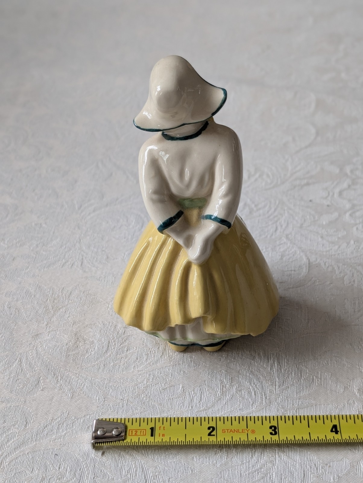 Ceramic Girl Figurine Hand Painted Glossy Decorative Yellow/White 4.75 in