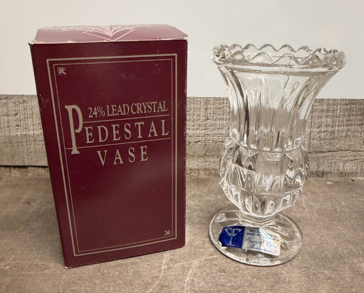 Vintage Crystal Clear Industries 4.25” Tall 24% Lead Crystal Vase – Fast Ship