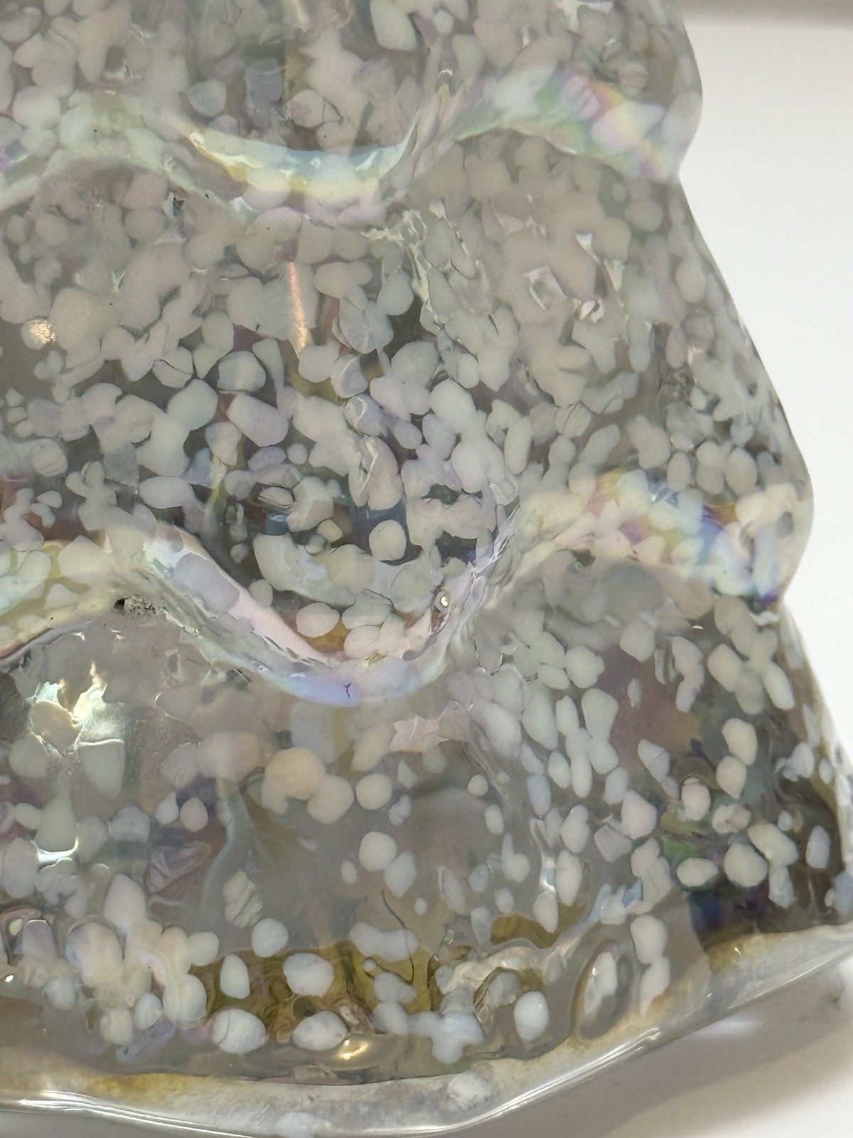 Vintage Silvestri Glass Christmas Tree Iridescent Confetti Art Glass Holiday 8”