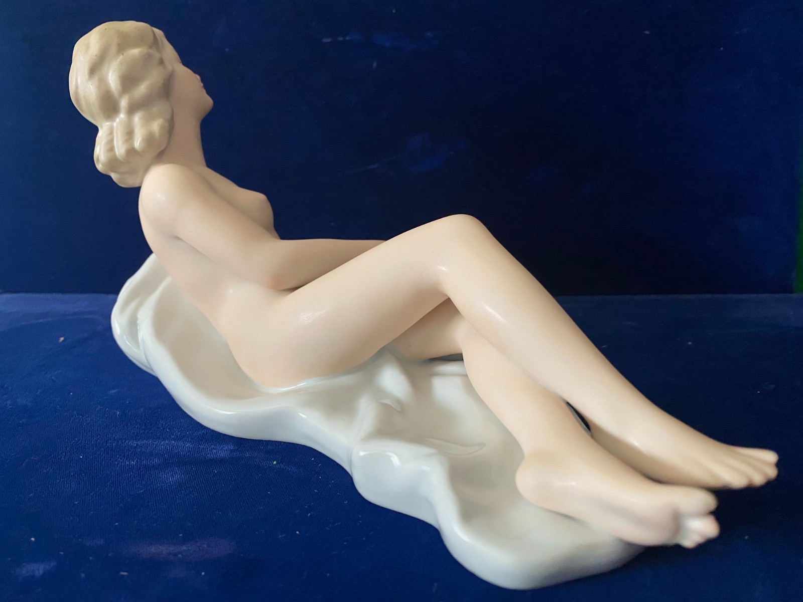 Wallendorf German Vintage Figurine
