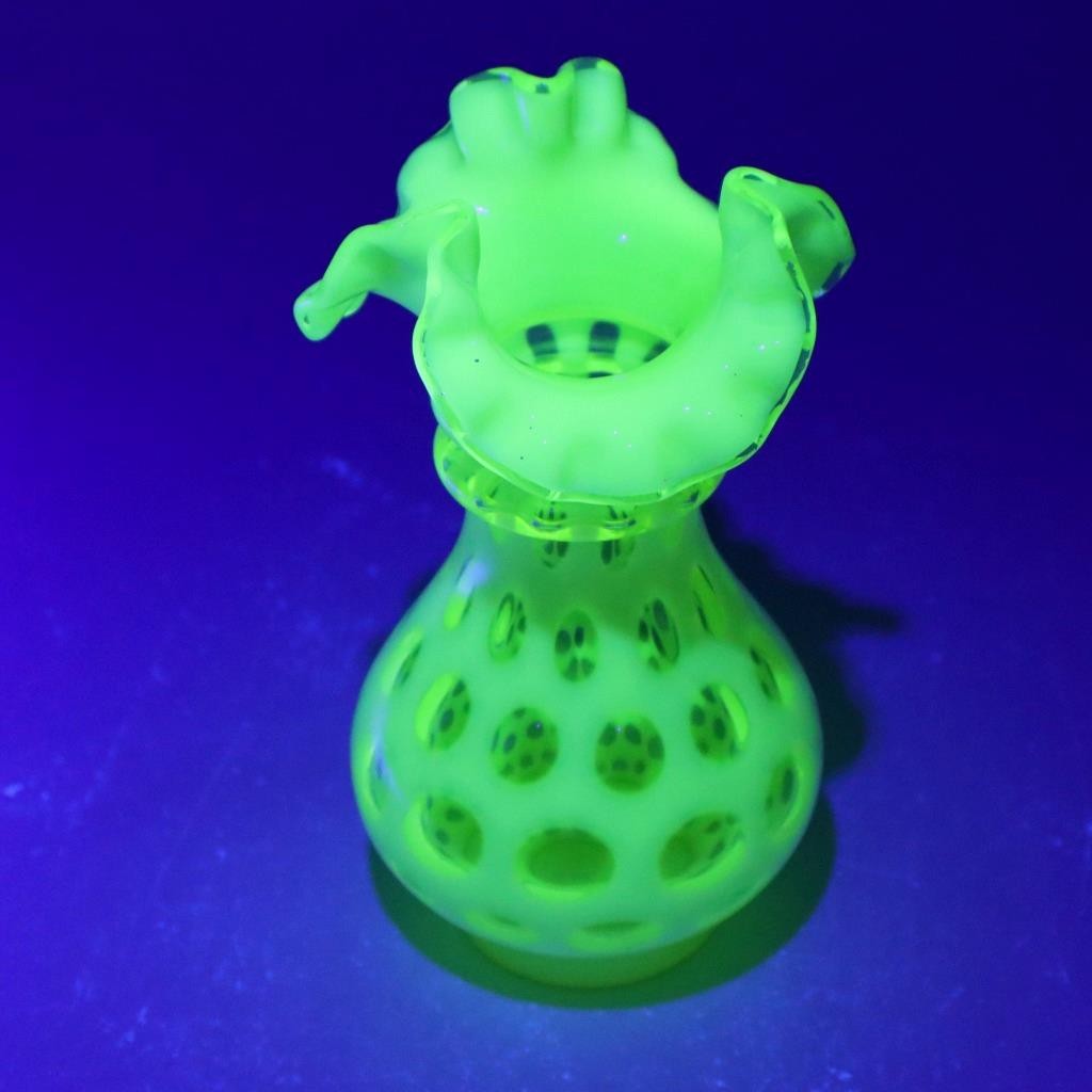 Fenton Art Glass Uranium Yellow Opalescent Coin Dot – Ruffled Vase – 6 inches