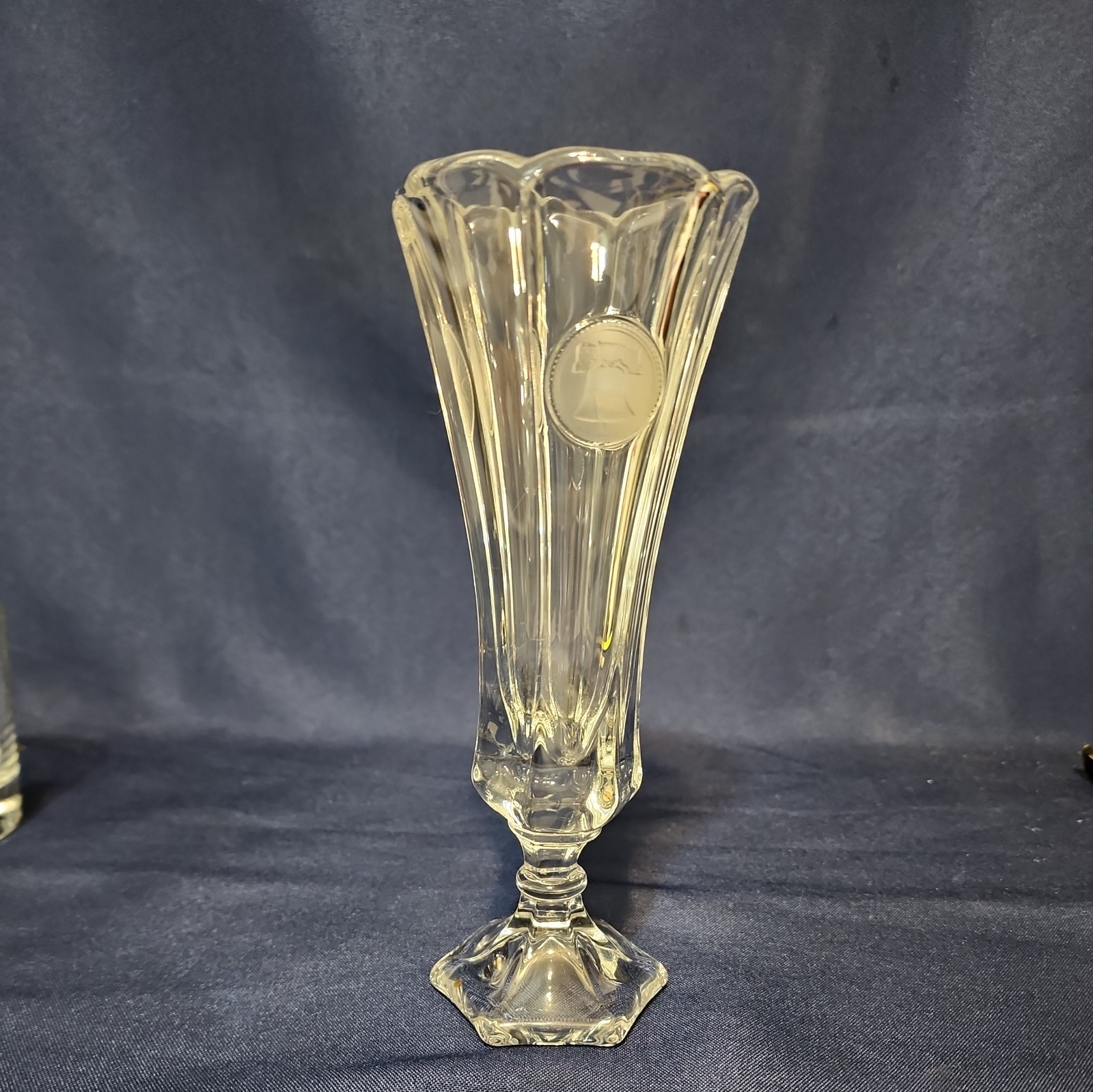 Fostoria Coin Clear Glass Vase, 1887 Eagle, Liberty Bell and Torch 10″ X 3.5″