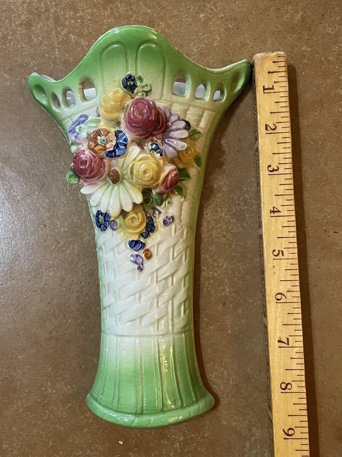 VTG Wall Pocket Basketweave With Flowers 8.5” Long