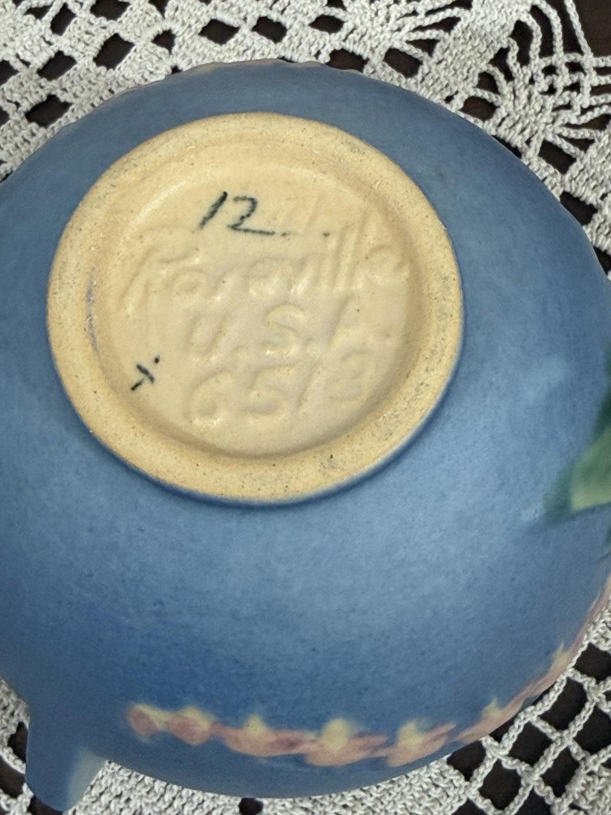 Roseville Pottery Bleeding Heart Mini Jardiniere 651-3 Blue