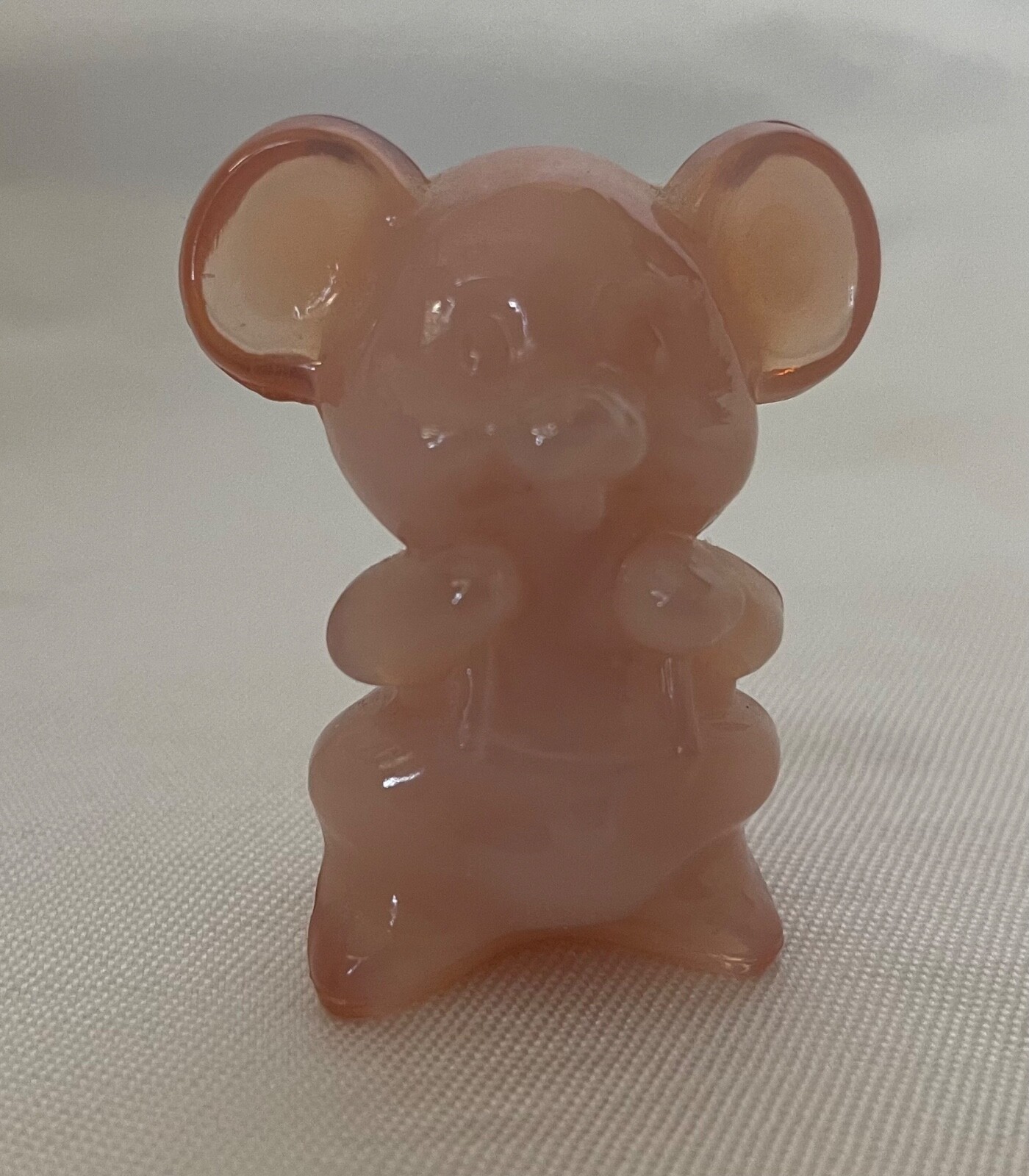 Vintage 1988-1993 – BOYD ART GLASS – Crown Tuscan Pink WILLIE THE MOUSE Figurine
