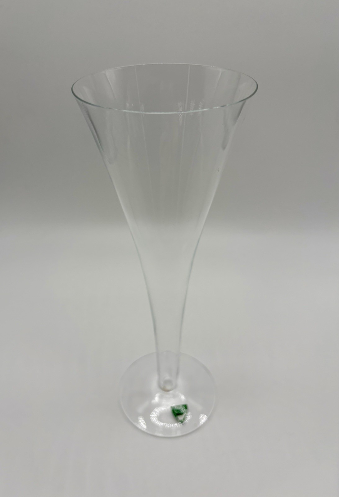 Vintage Swedish Orrefors Crystal – Beautiful Flute Hallow Clear HTF 💙
