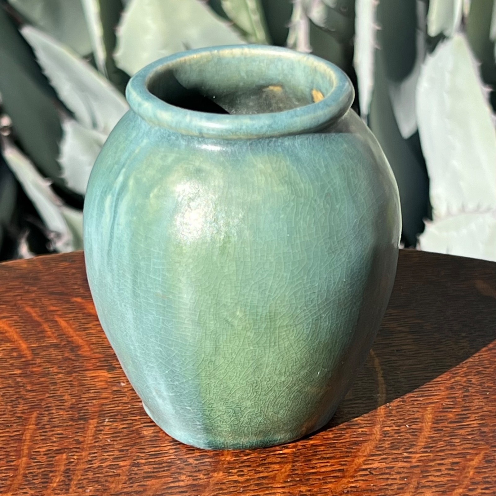 ARTS & CRAFTS STUDIO POTTERY CABINET VASE GREEN BLUE UNKNOWN MARK ANTIQUE 3 5/8″