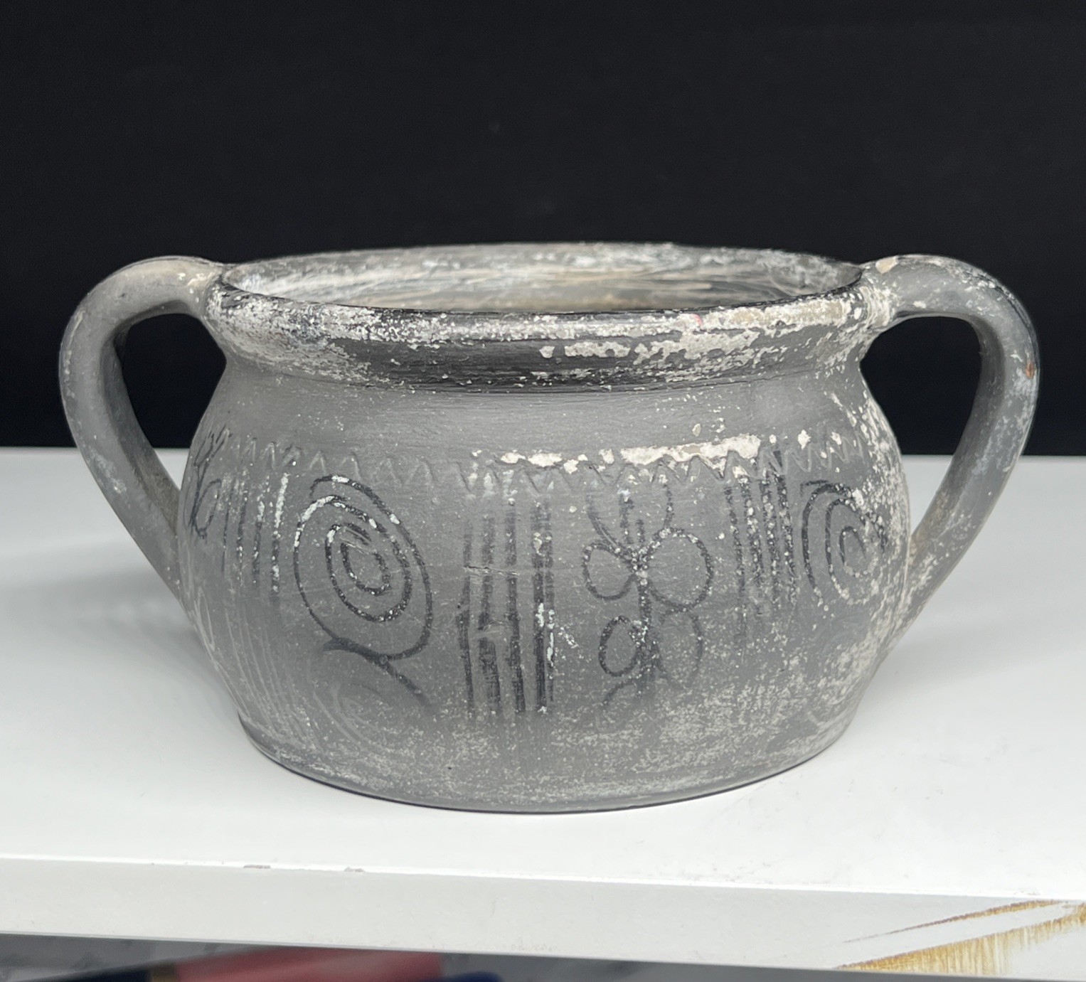 1962 Romania Signed Squat Pot Pottery Hand Made Signed (3.5”x6”)