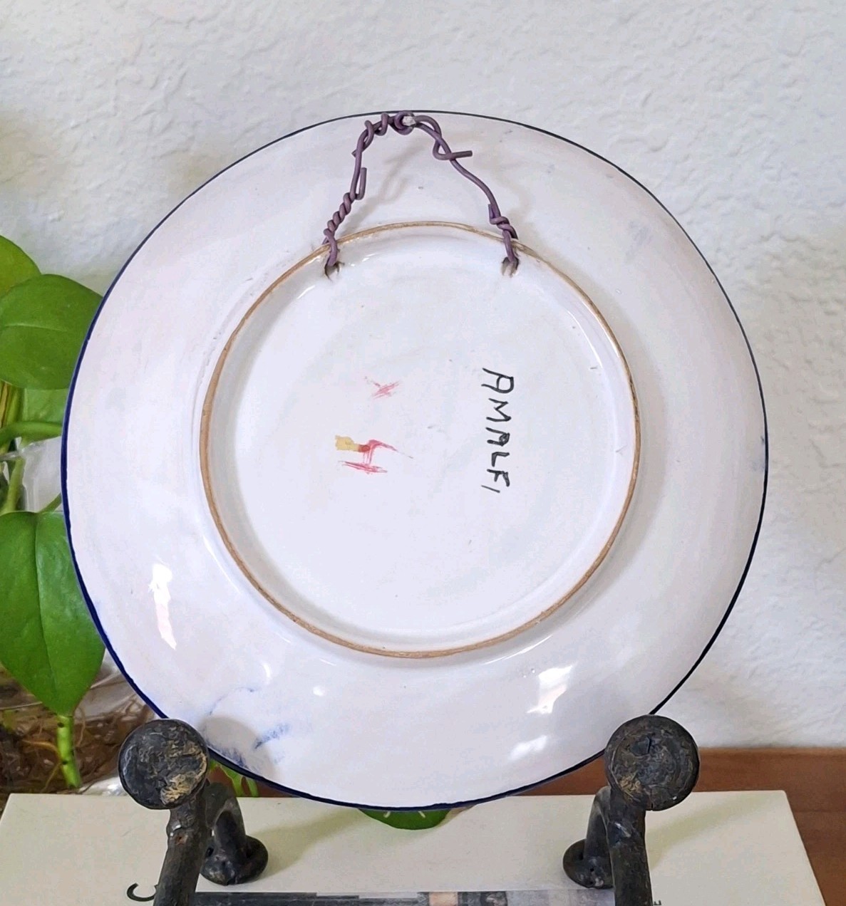 Vintage Italian Amalfi Ceramic Pottery Wall Plate Hand Painted 2 Women Rare 7.5″