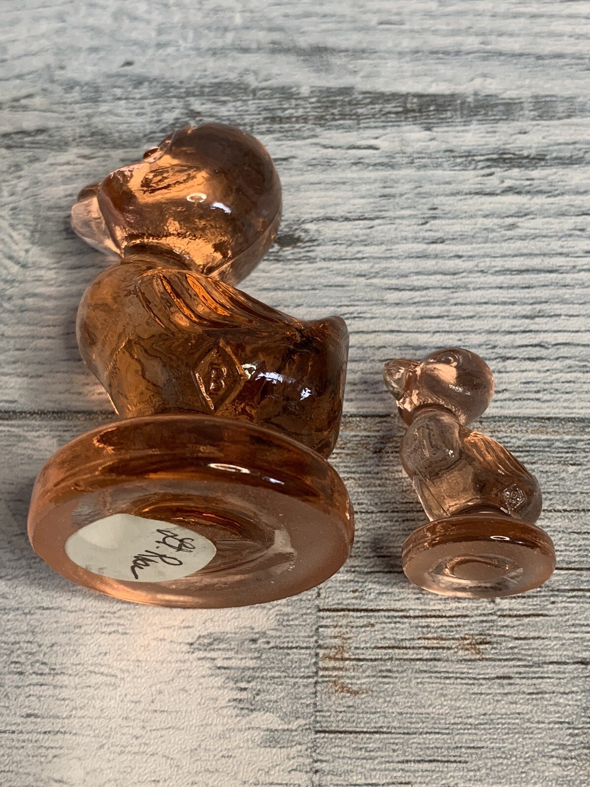BOYD DEBBIE DUCK & Duckling Light Rose Glass MADE IN U.S.A. Marked B