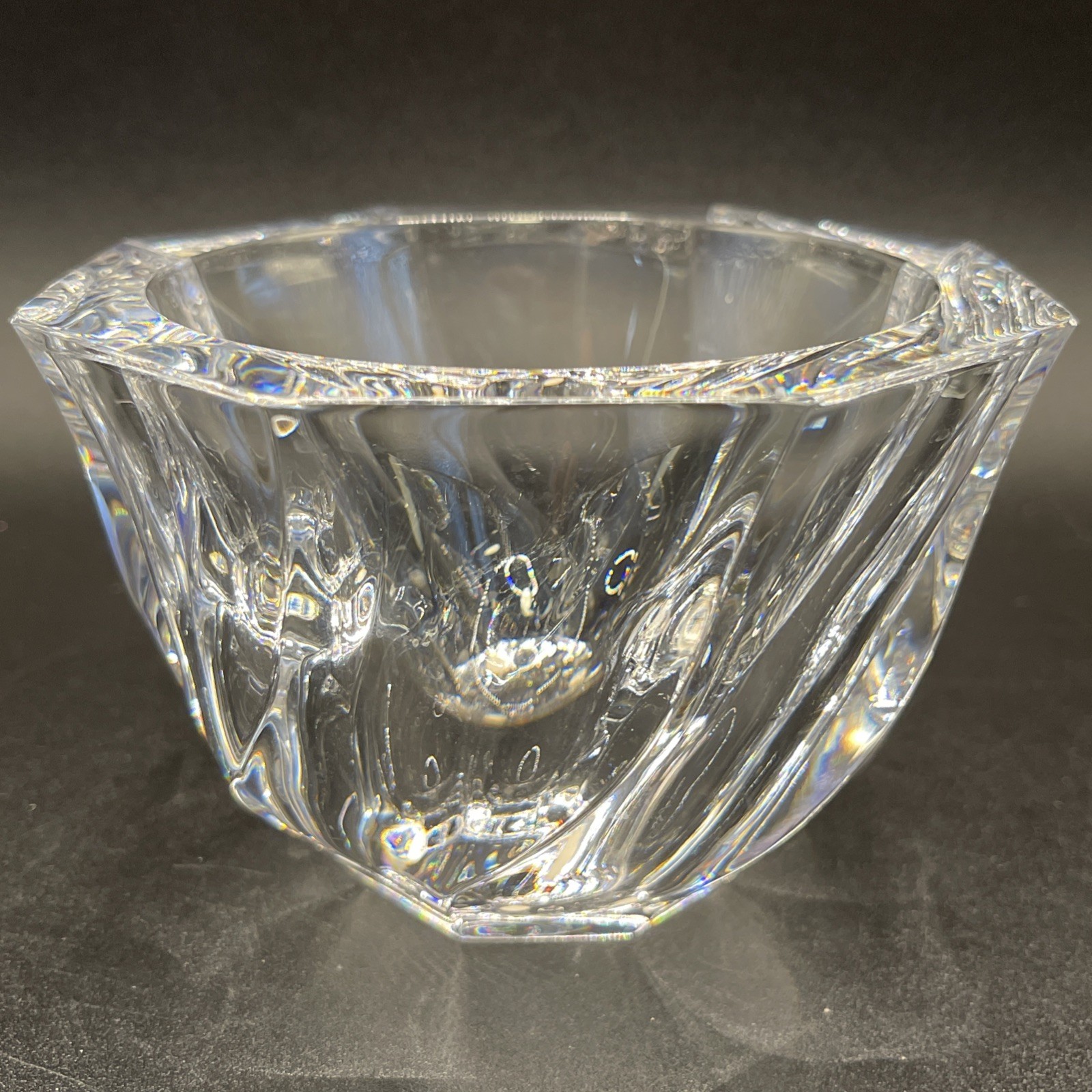Orrefors Sweden Signed Crystal Bowl Residence Swirl Twist Octagon 4.75in Diam