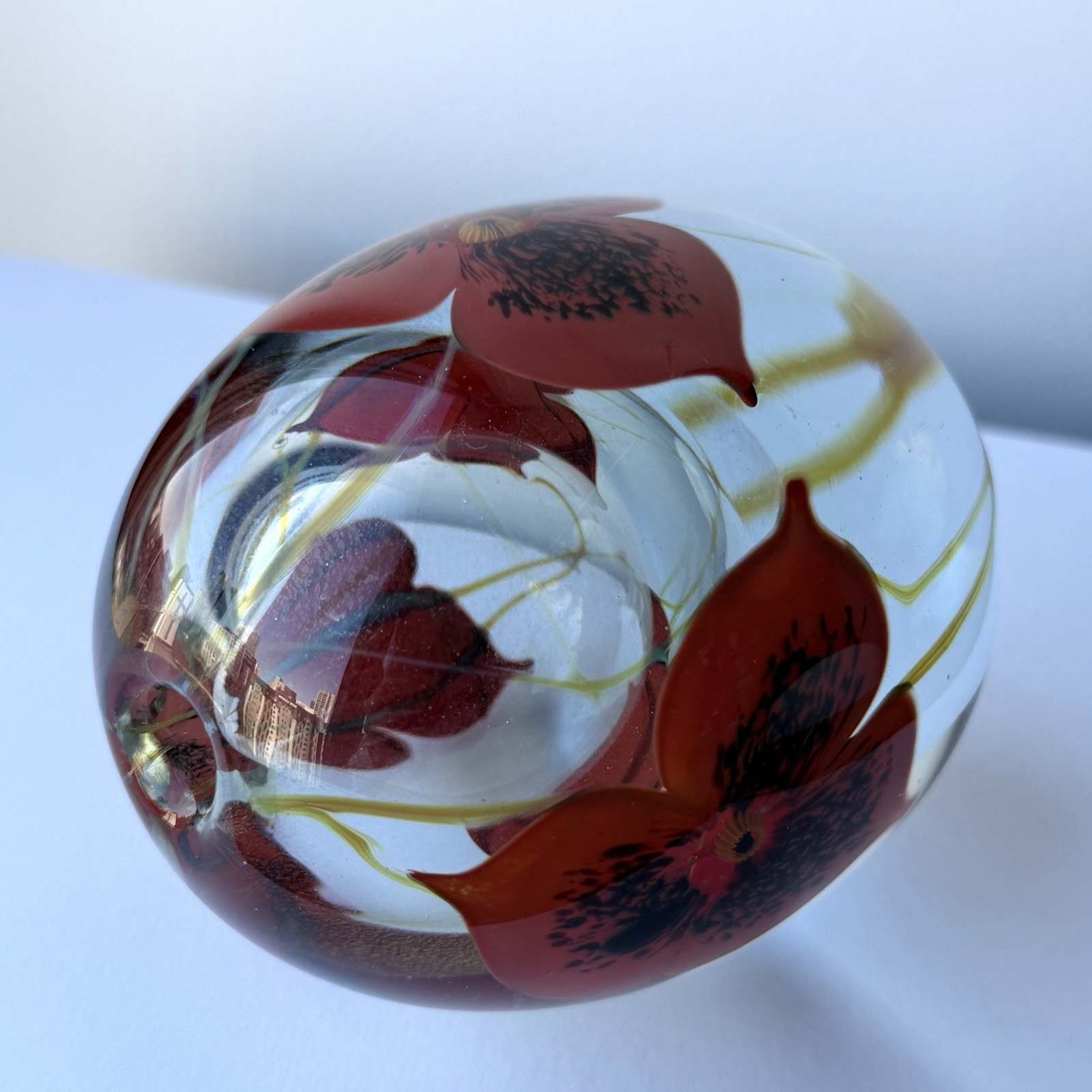 Robert Eickholt Red Trillium Flower Art Glass Paperweight Bud Vase Signed 1997
