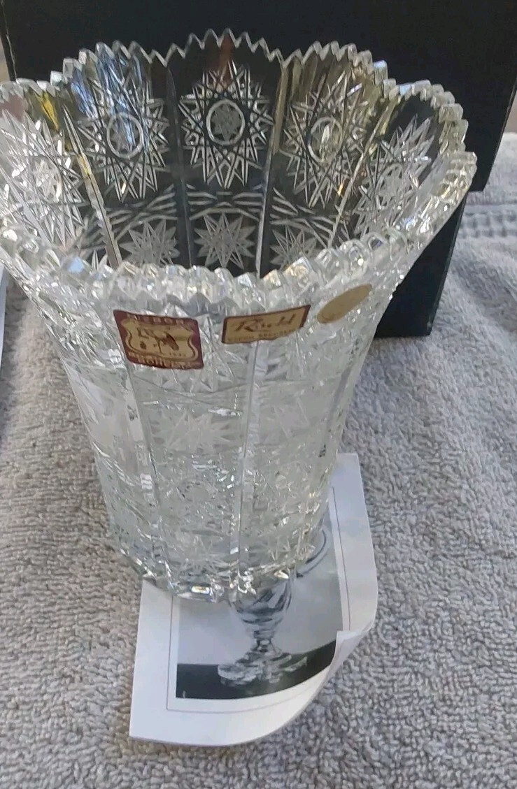 A. Ruckl & Sons Nizbor Bohemian Crystal Vase-5 1/4 X 4 1/4 Original Box Sticker
