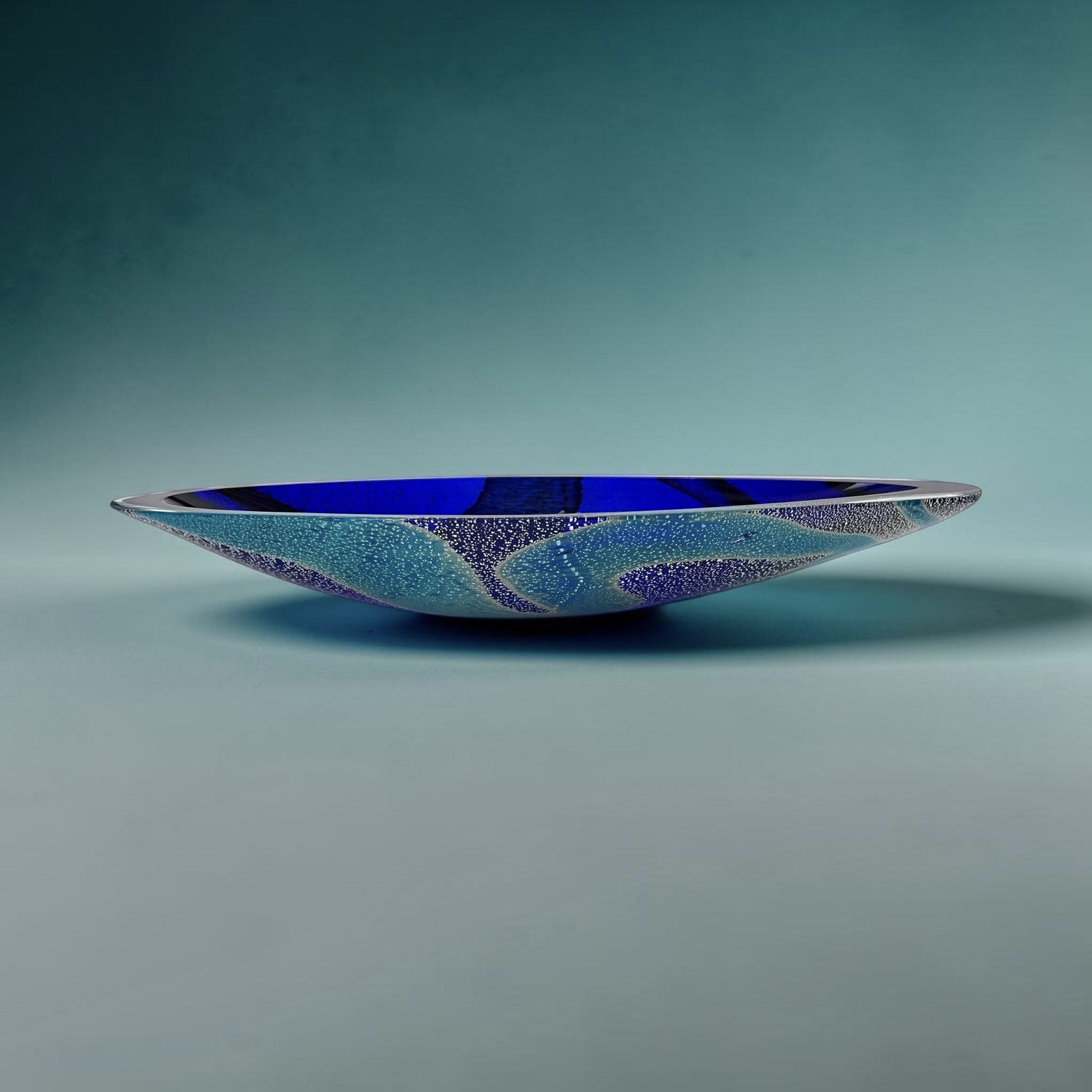 Gorgeous Vintage Murano Italy Studio Art Glass Vessel
