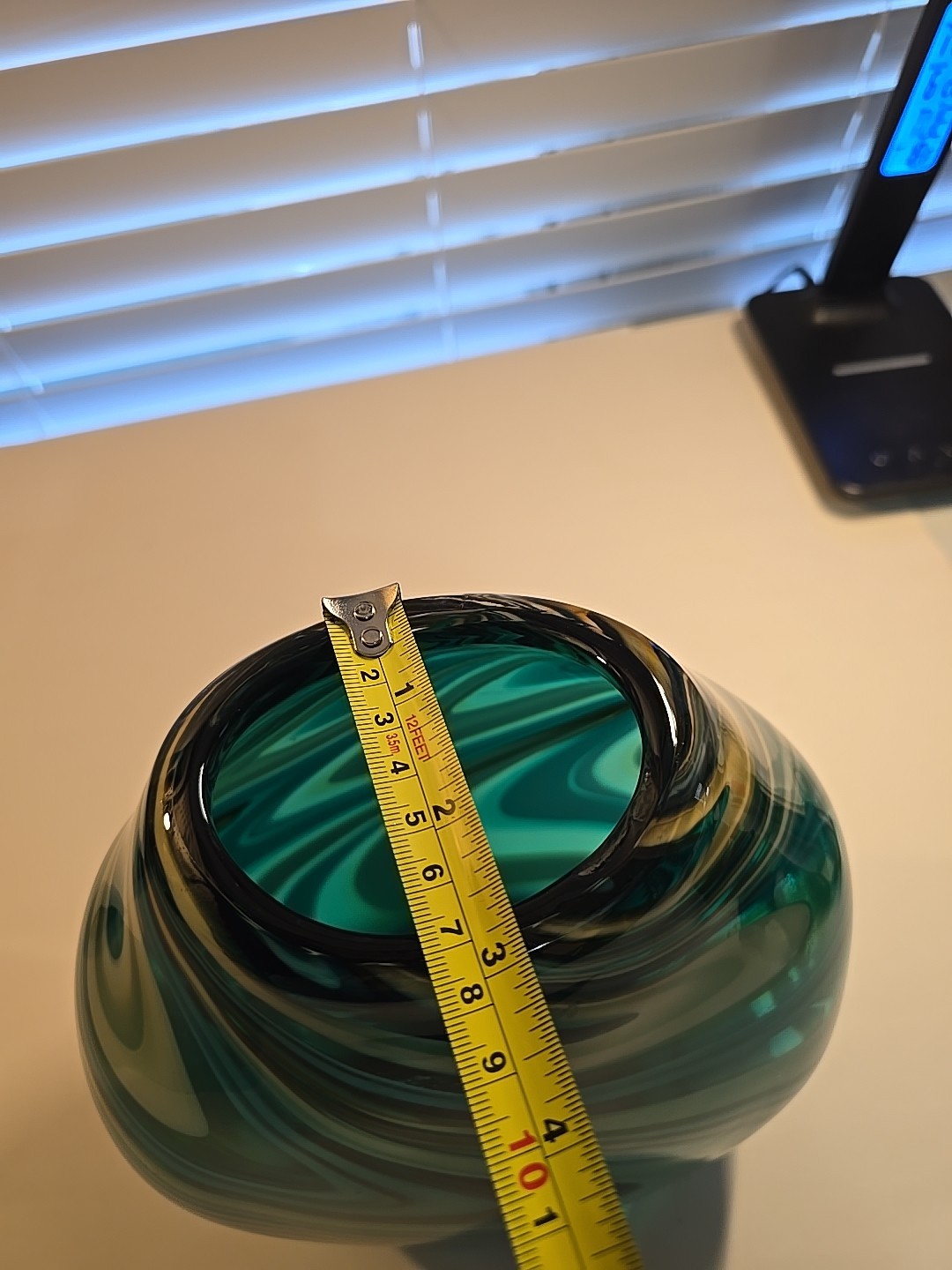 1980s Green Creme Teal Swirl Art Glass Vase Hand-blown Construction 8.5In BEAUTY