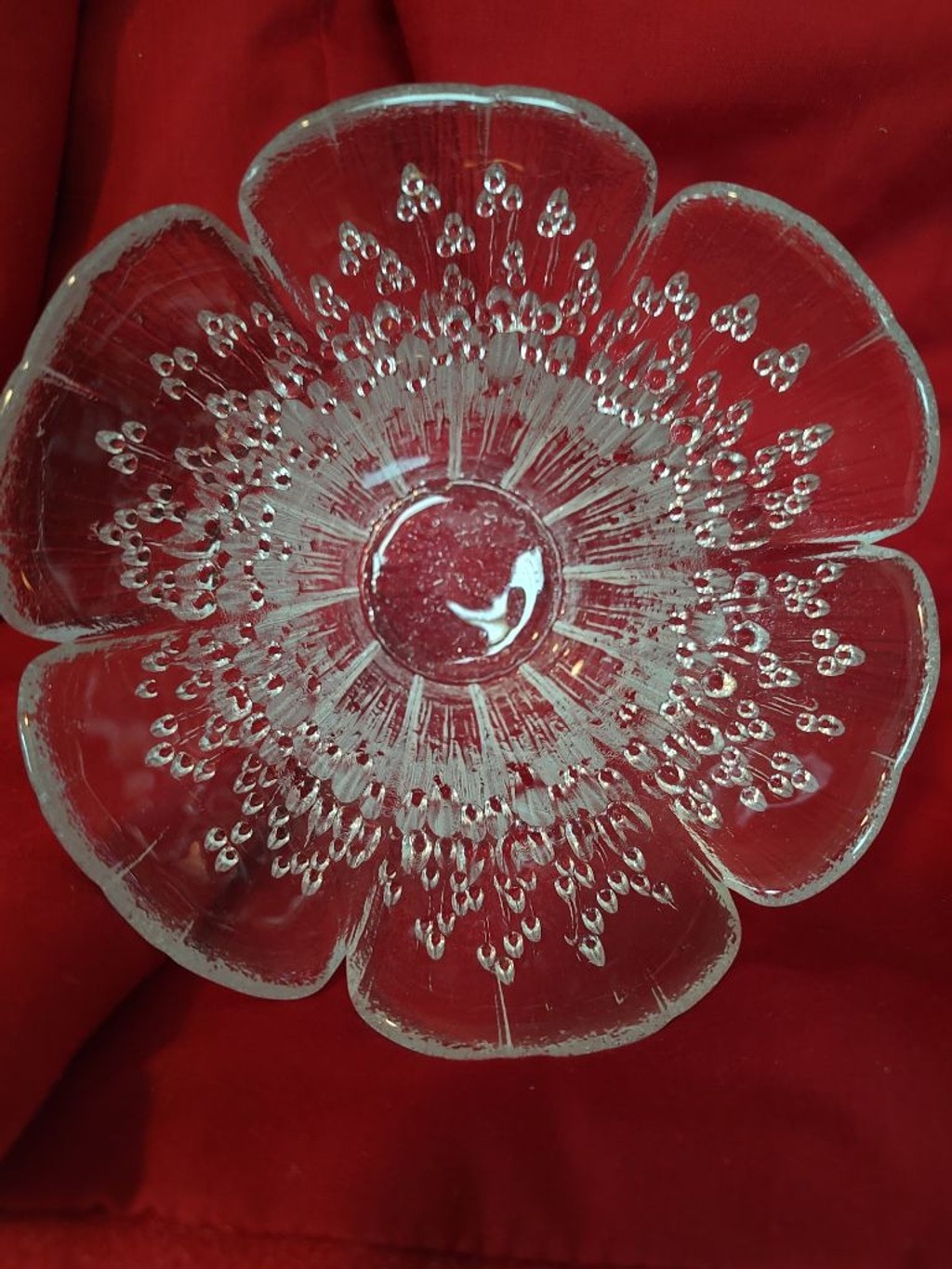 Unbranded Clear Glass Flower Petal Design Vase One Size