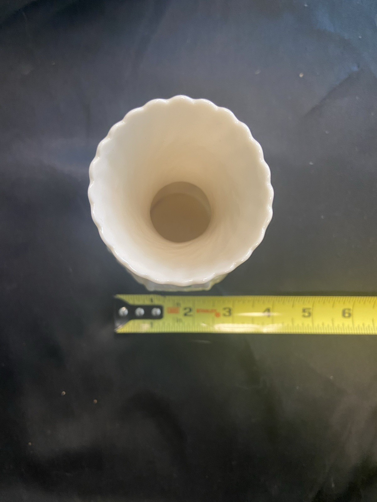 VTG Belleek Shamrock Double Handle 5 5/16″ Vase Green 6th Mark 1965-1980 Ireland