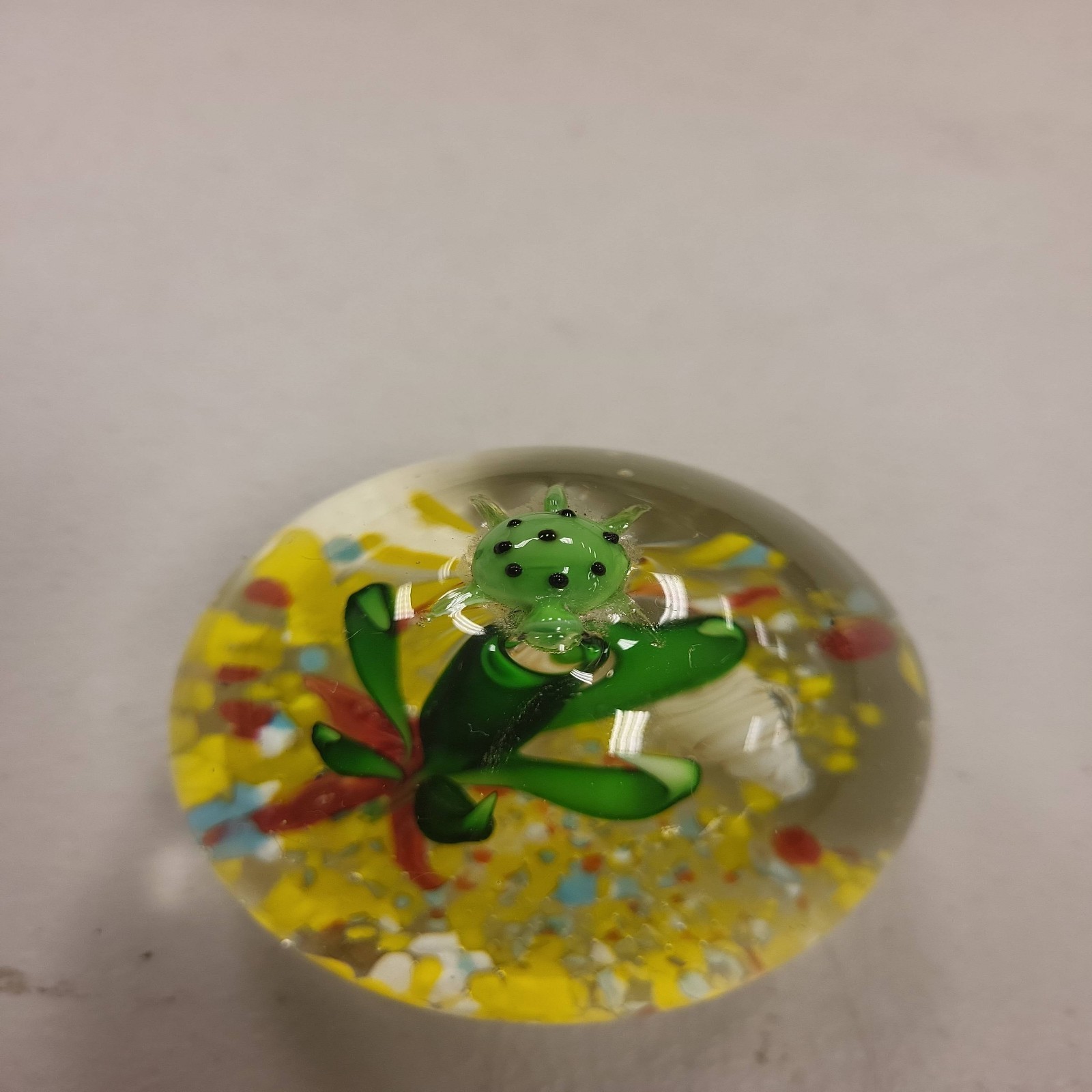 Vintage Art Glass Paperweight Sea Turtle Starfish Undersea Egg Shape Nautical 3″