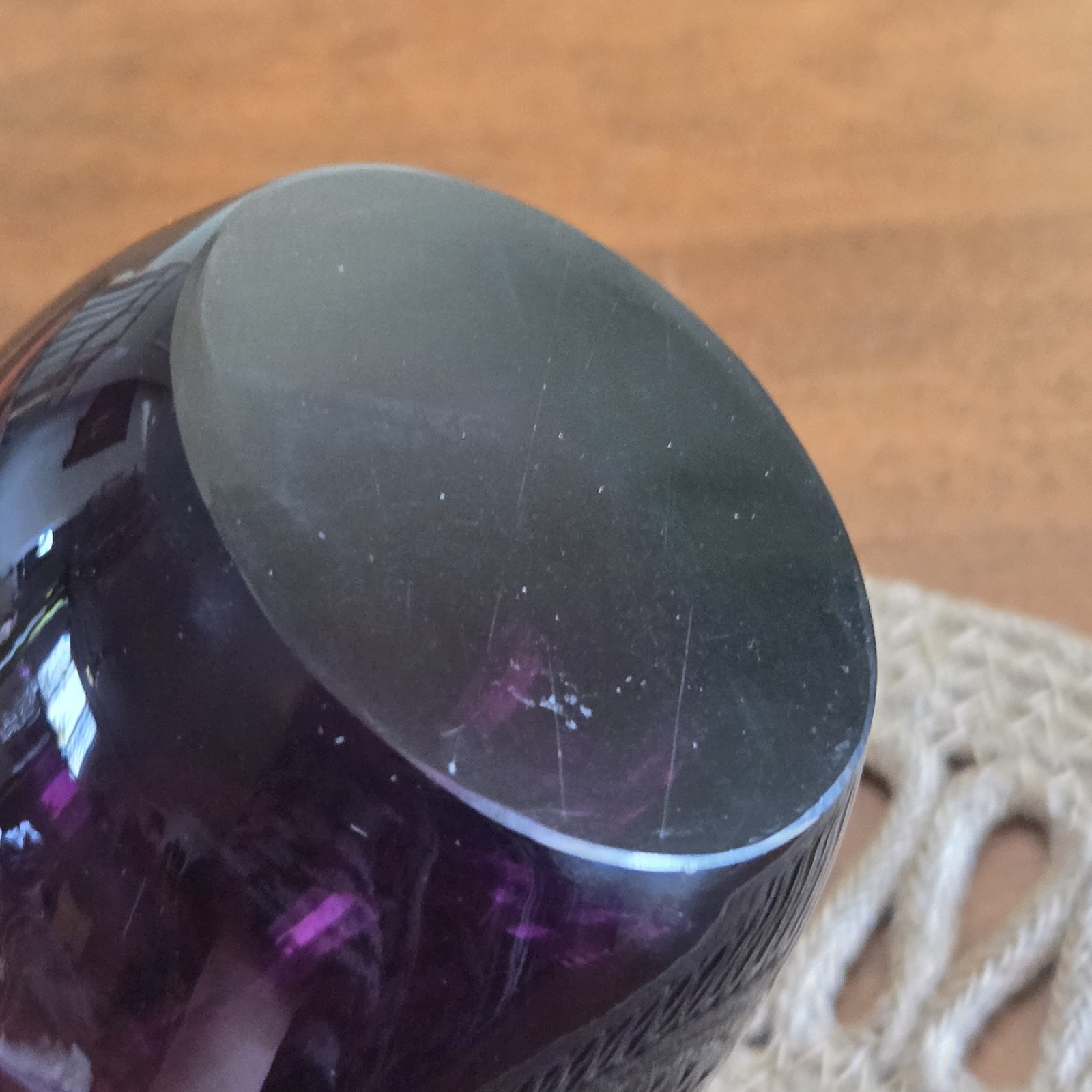 Vtg Hand Blown Art Glass Amethyst Purple Glass Vase Smooth Polished Base 7.25″