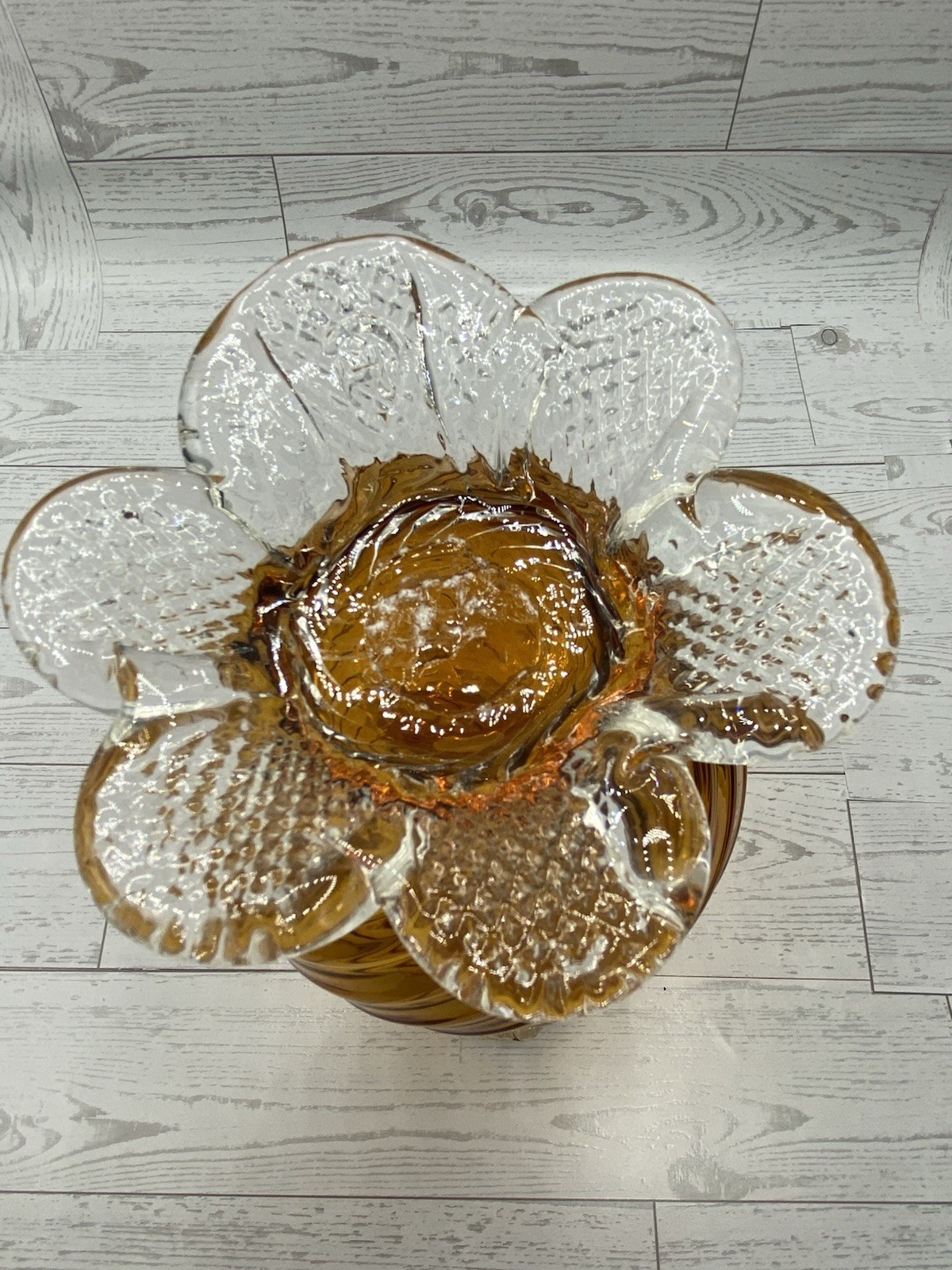 Chalet Heritage LXXI Bullicante Amber Glass Swirl 8” Vase Ruffled Rim HTF