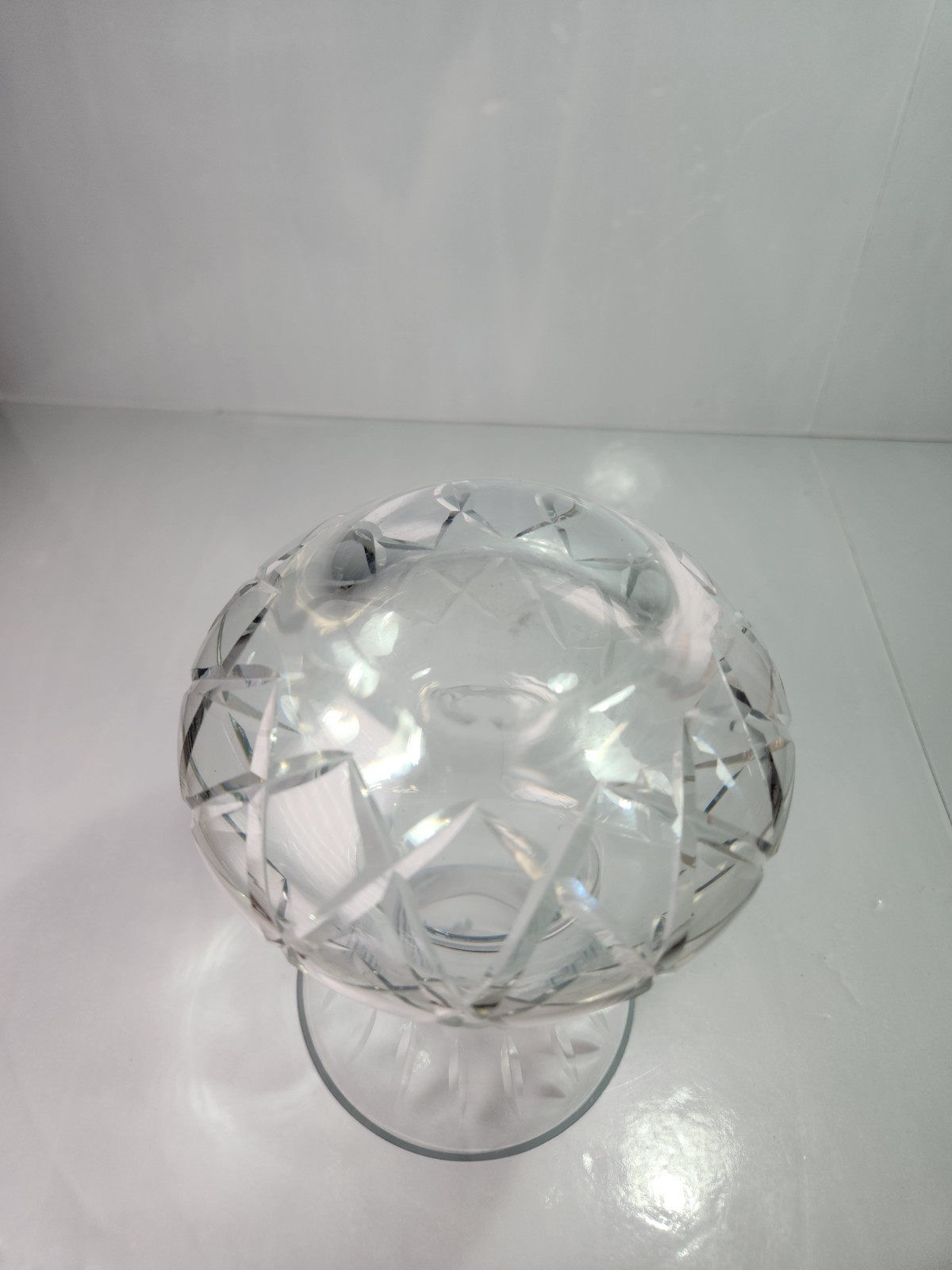 Block Crystal Vase 7″ Tall Cris Cross Pattern