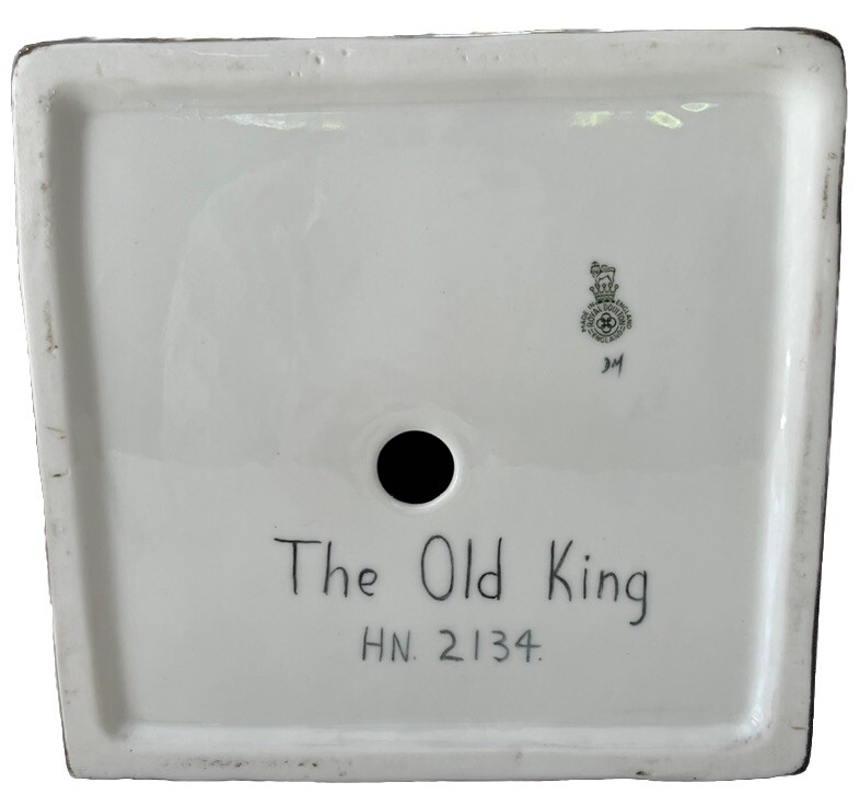 Royal Doulton – The Old King HN2134 Large 10” 26 cm Tall MINT Vintage UK Made