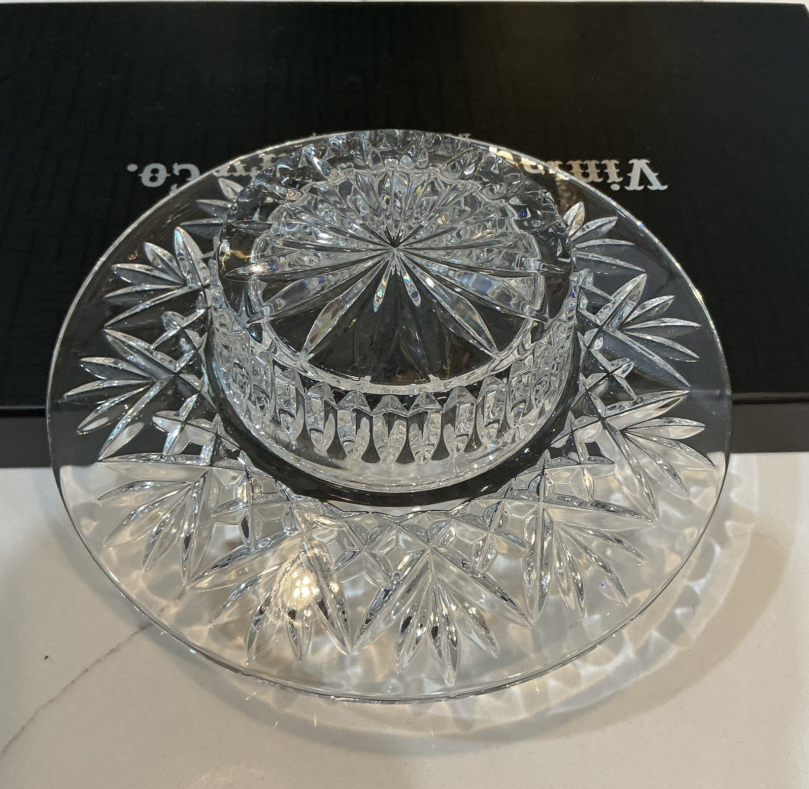 Waterford Crystal “Bethany” RND Pillar Candle Holder 8″ . PRISTINE FREE SHIPPING
