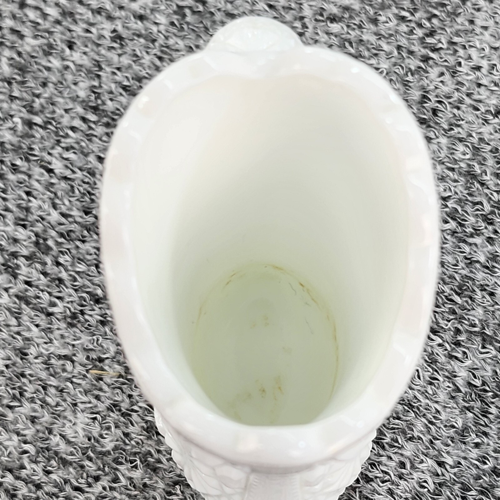 Fenton Milk Glass Boot Small 4″ Vase Figurine White Daisy Button Pattern