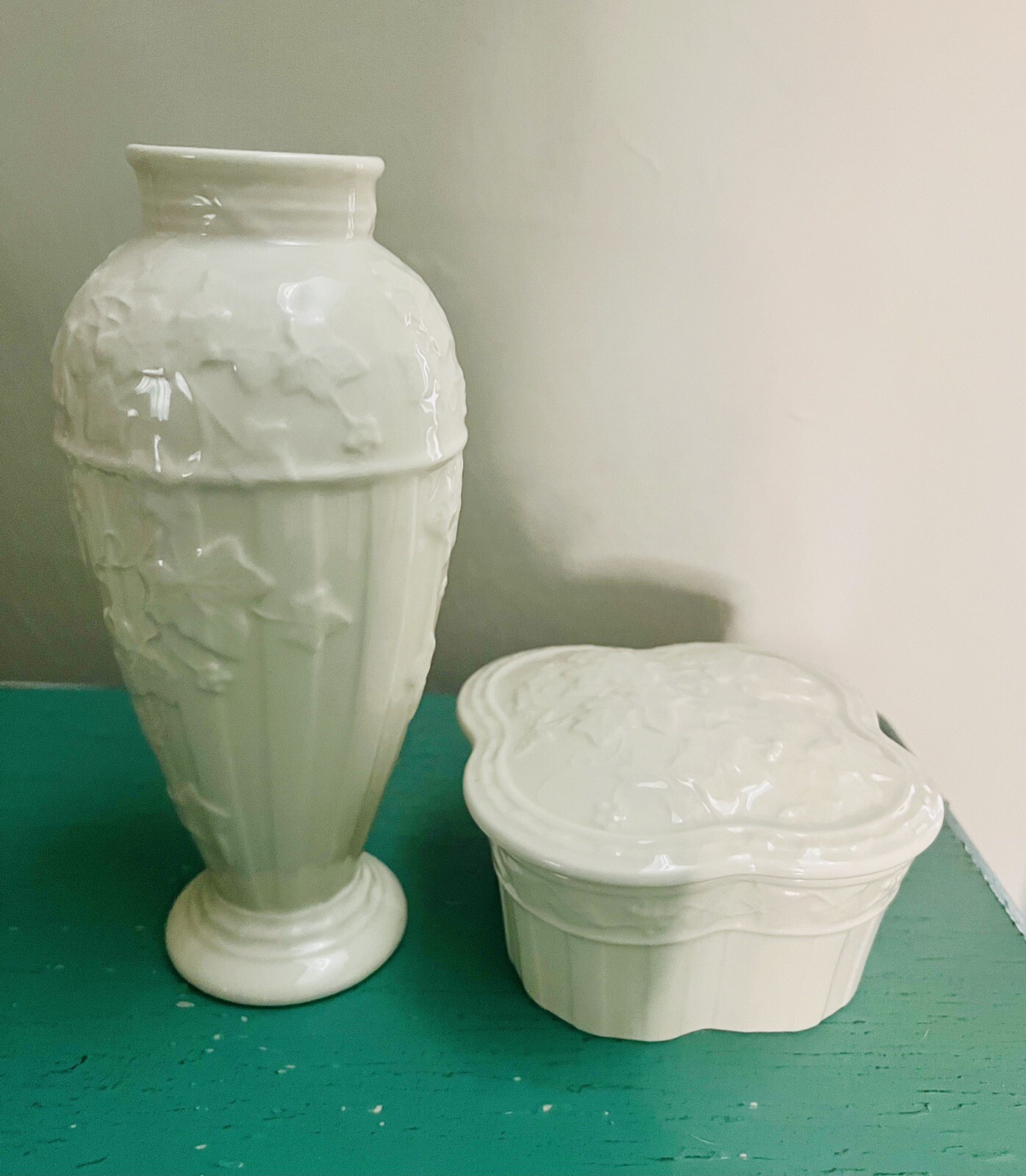 Wedgwood China Fine Earthenware England Classic Garden Vase & Lidded Trinket Box