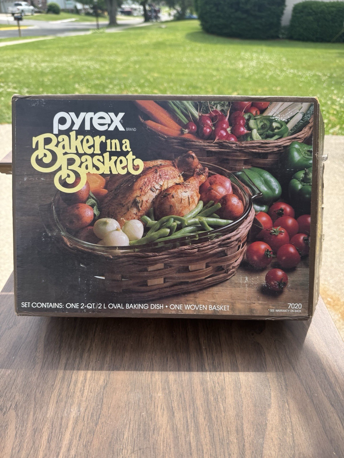 Vintage Pyrex Baker In A Basket 2QT Baking Dish W Woven Basket w Box!