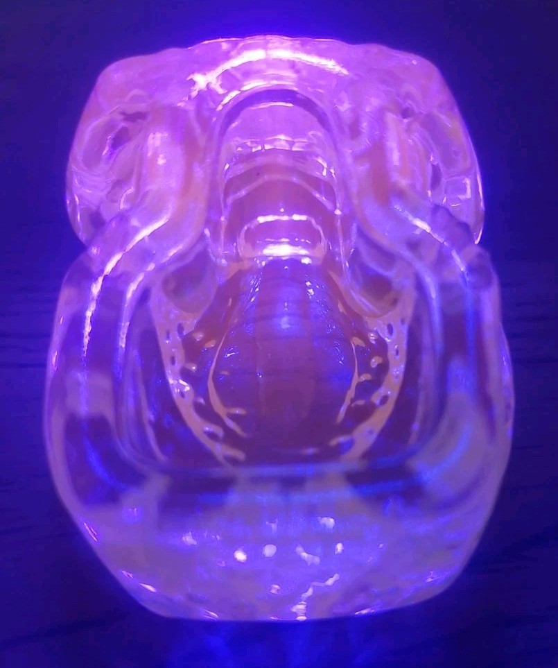 Cute Blue Frog Pink UV Glow Glass Perfect Cond!! 1 1/4 x 2 In