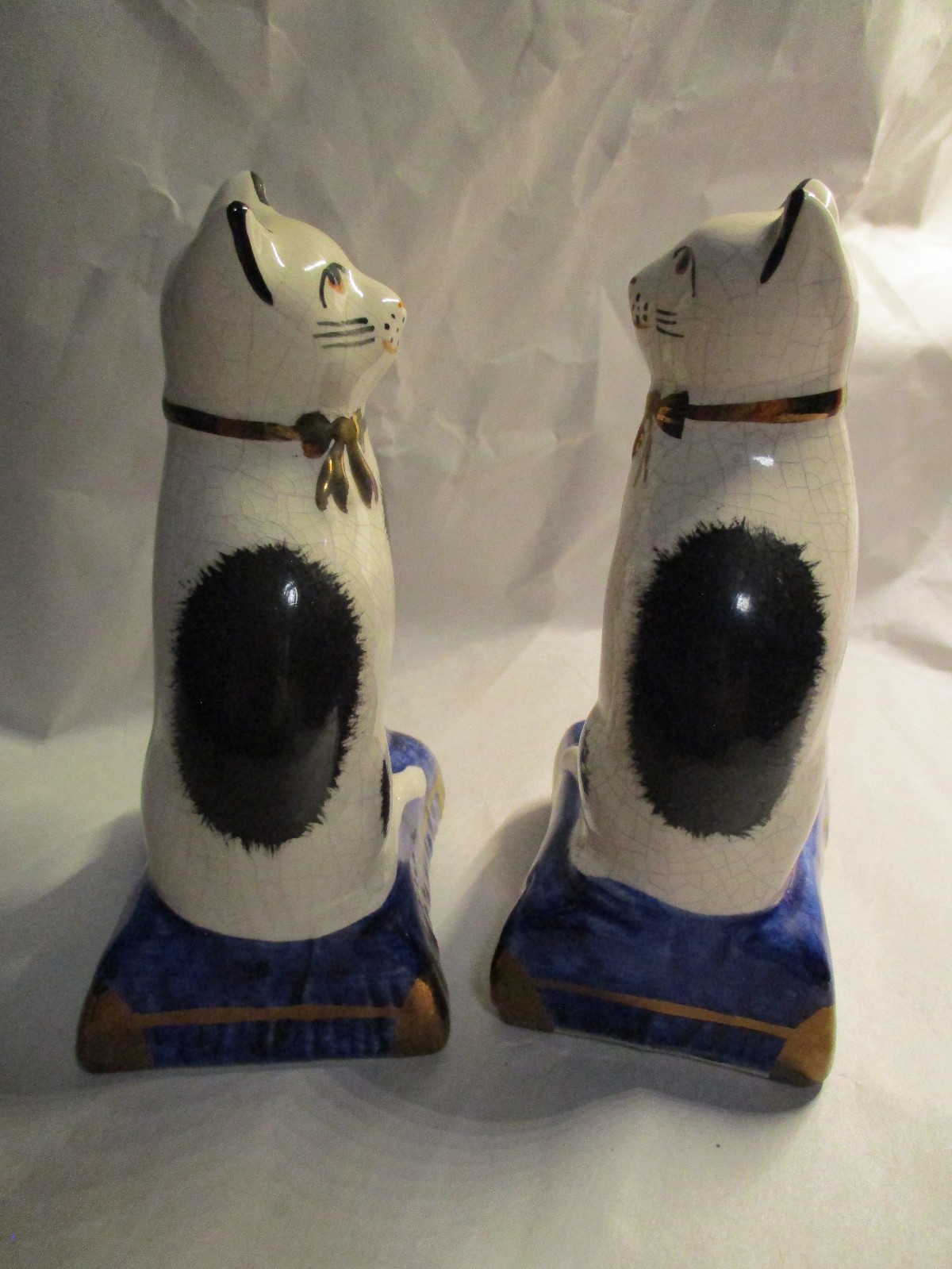 Pair of English Staffordshire Cats 4″