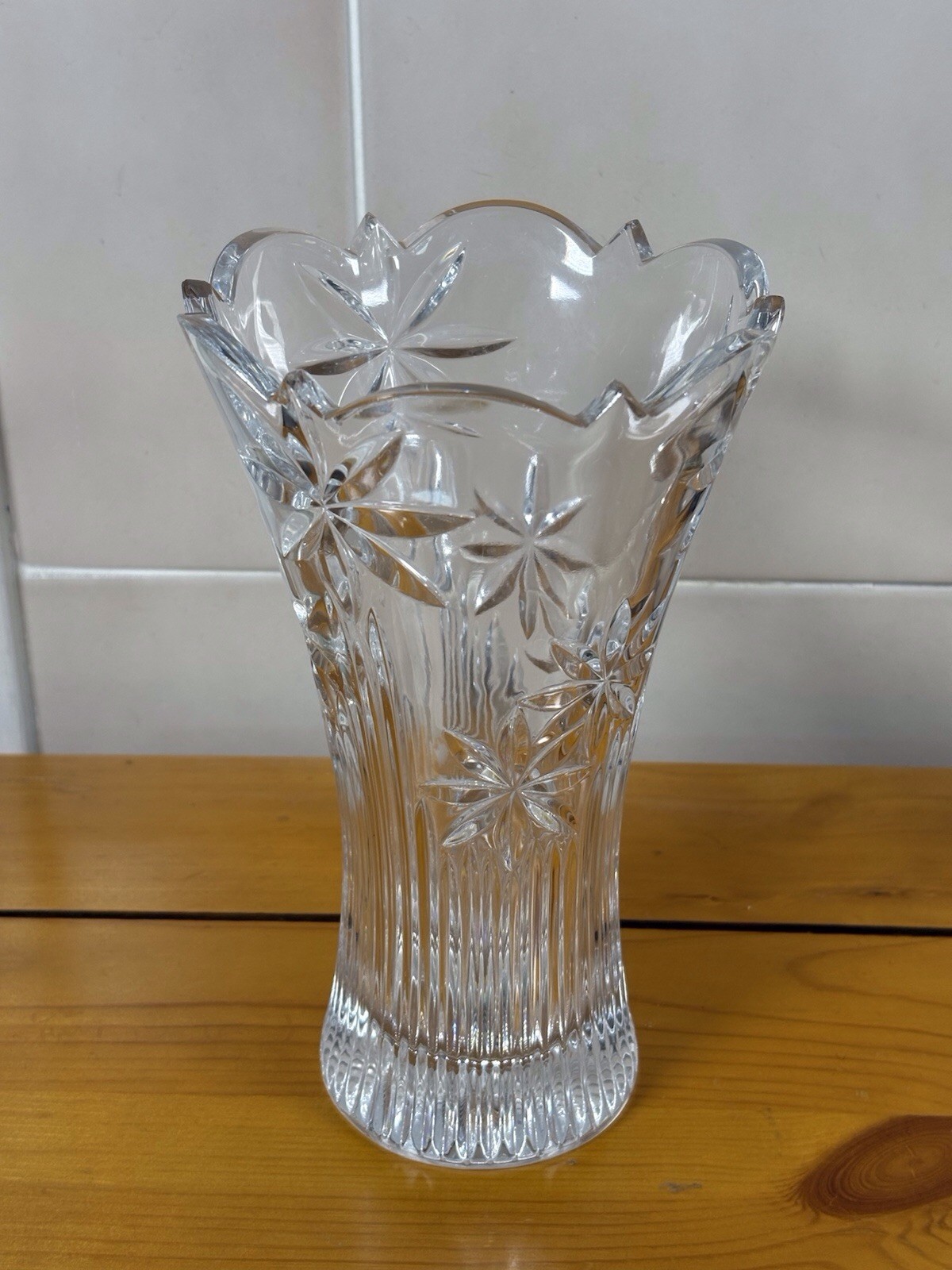 Beautiful Heavy Lead Crystal Vase 8 Inches Tall