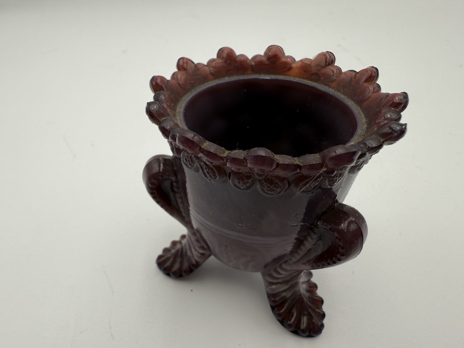 DEGENHART Purple Three Footed Forget Me Not Toothpick Holder B106