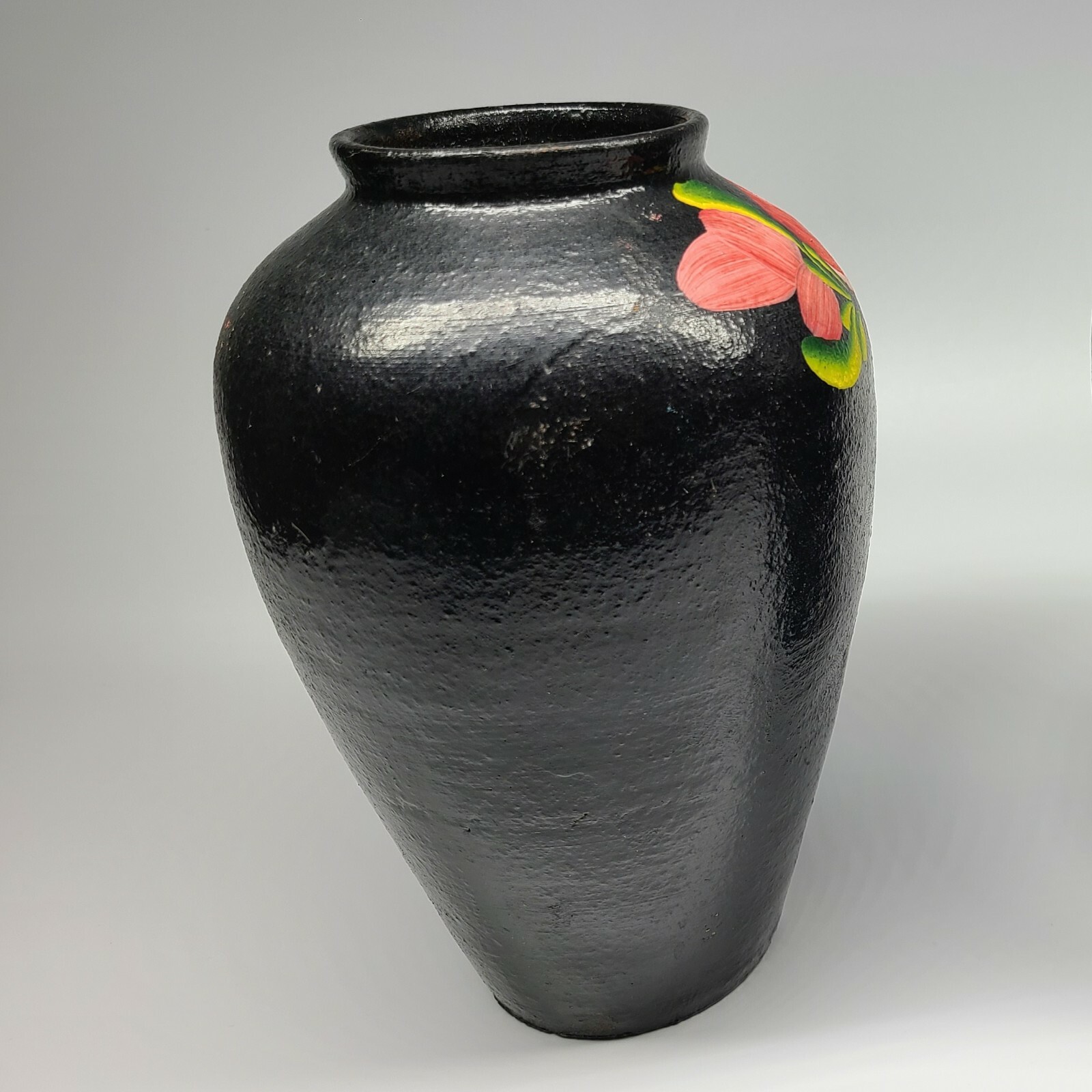 Vintage Hand Painted Black Pottery Vase Floral Design 7 3/8″ Tall