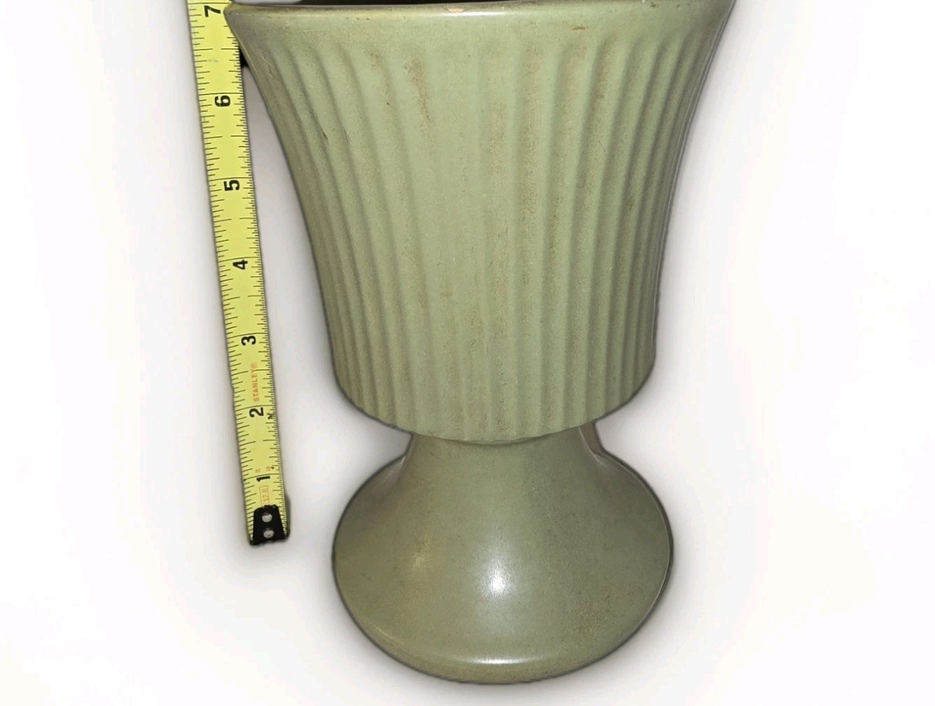 Vintage McCoy Pottery Floraline Moss Green Ribbed 7” Pedestal Vase #474 USA