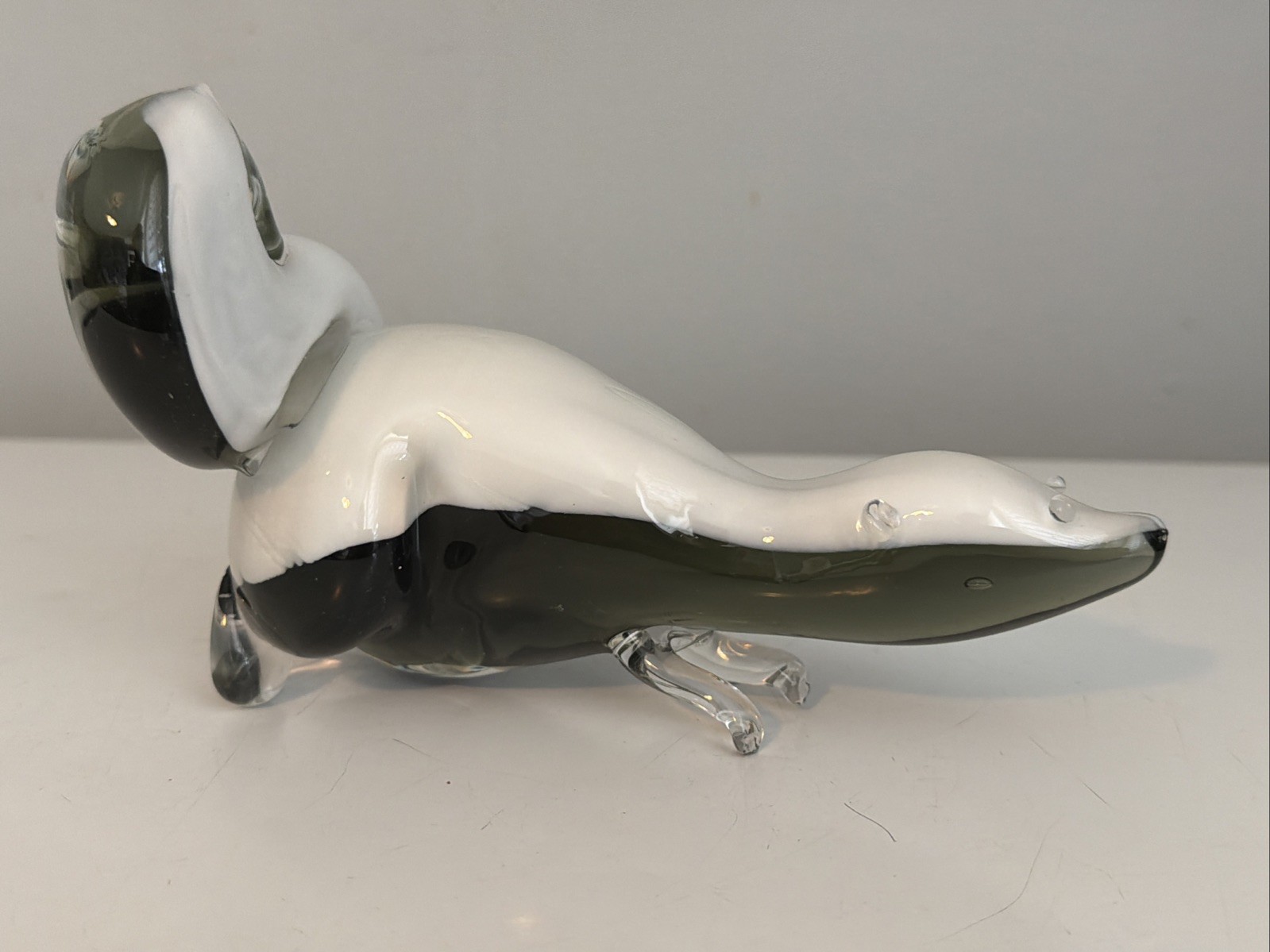 Murano Style Art Glass Black & White 7” Long Skunk w/Fluffy Tail Sit Or Stand