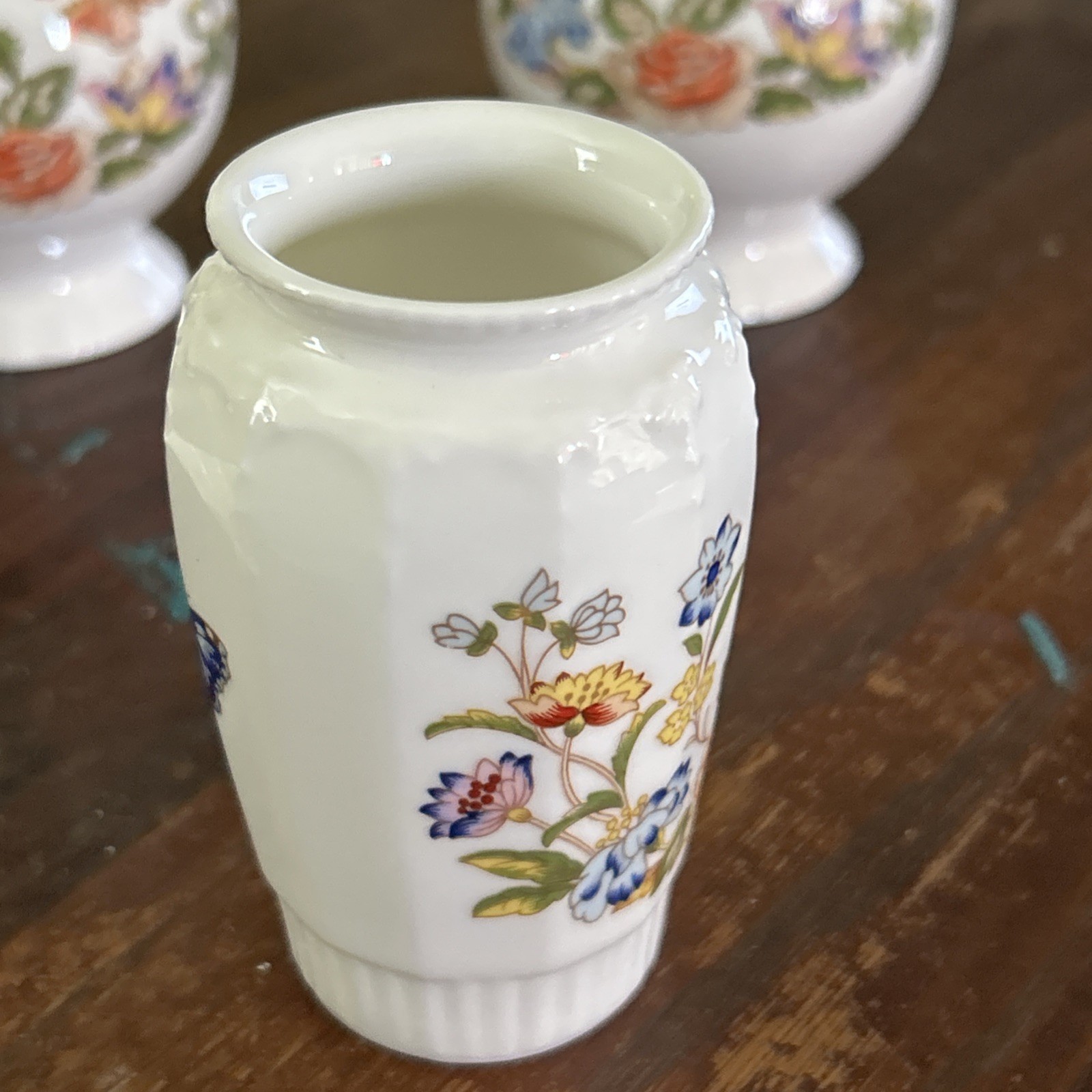 3 Royal Aynsley Fine Bone China Cottage Garden Bud Vases & Trinket Dish 4 Pieces
