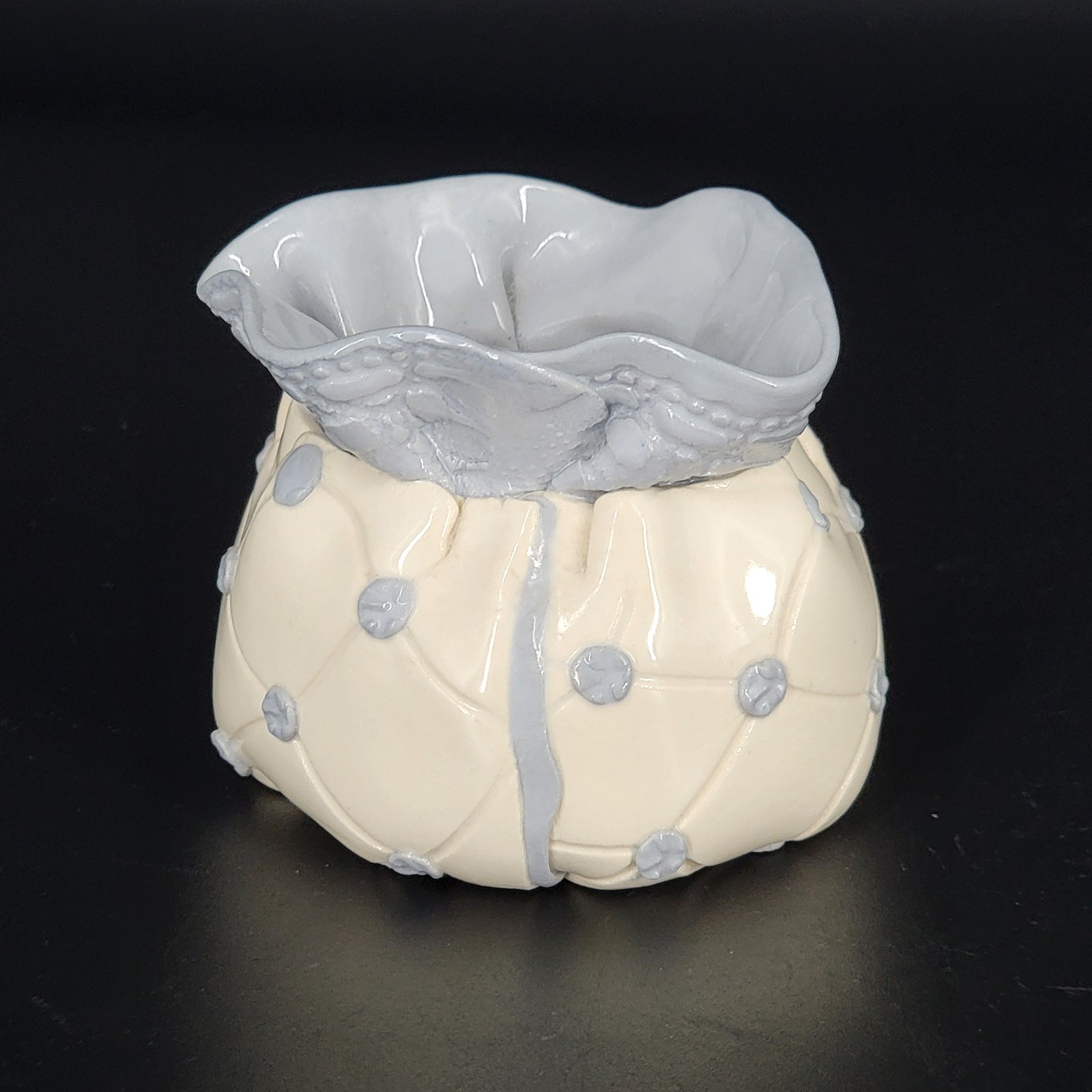 Signed Studio Art Pottery Vase Bowl Quilted Pattern Floral Accent White Blue 3″T