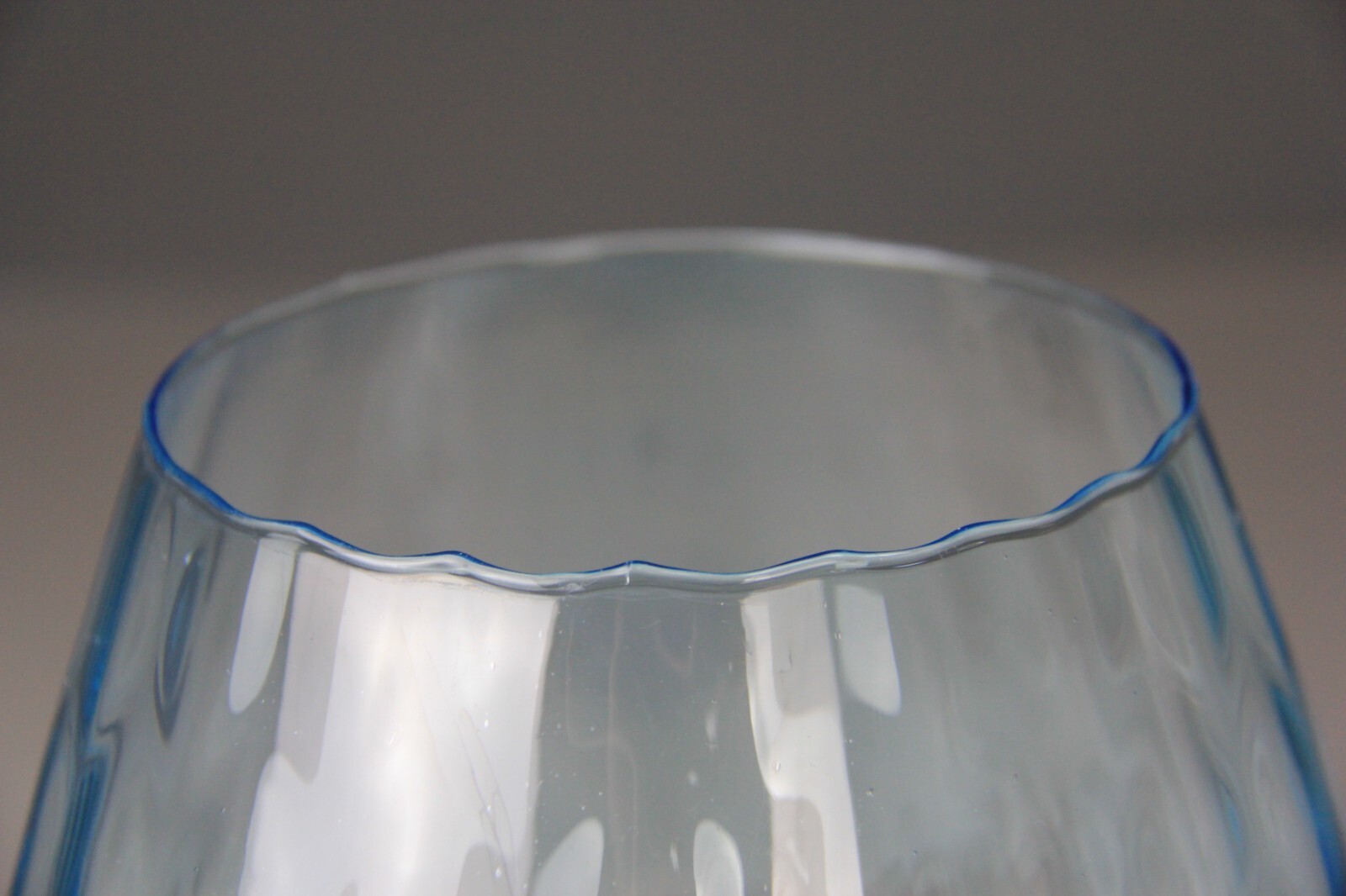 Mid Century Modern Italian Empoli Blue Optic Art Glass Vase